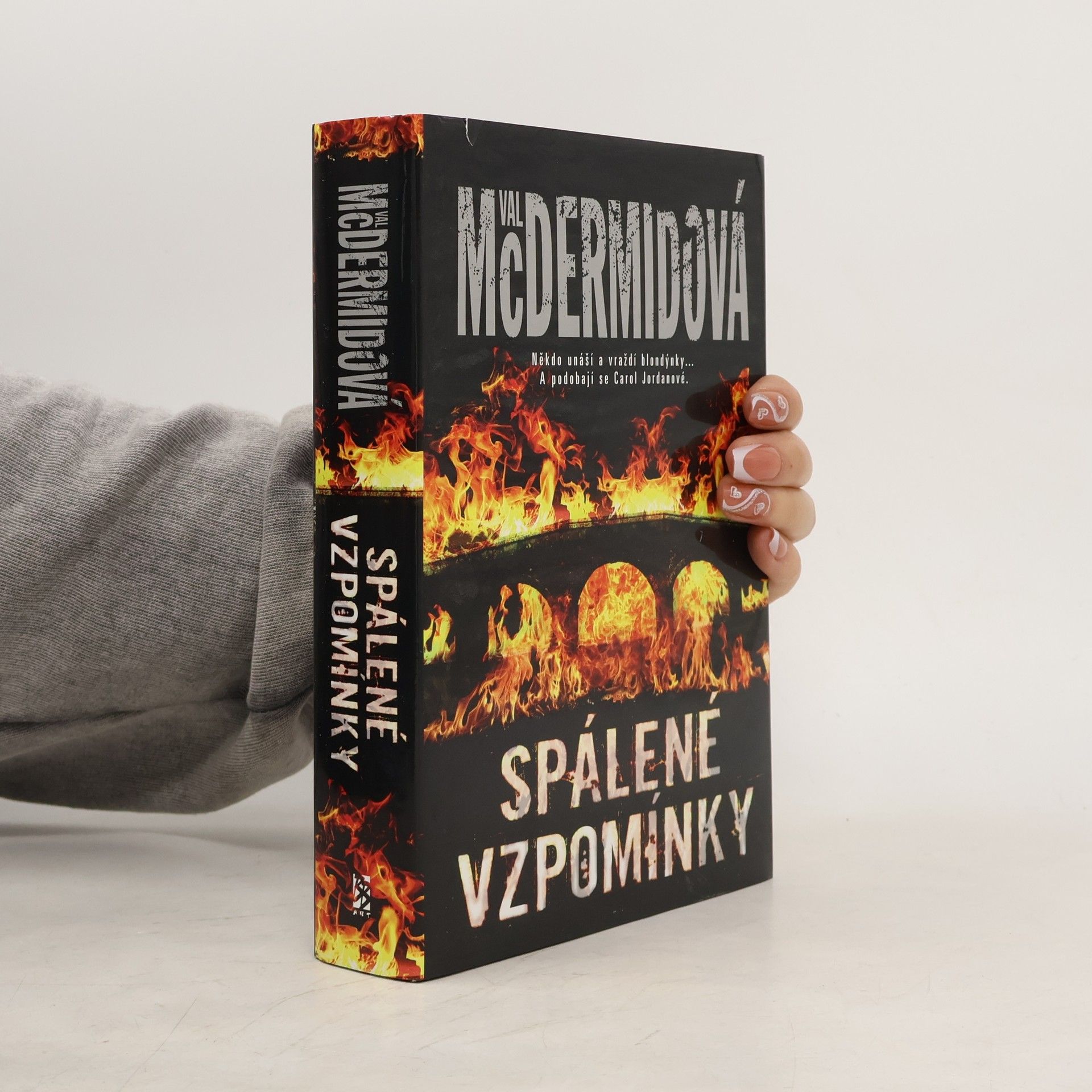 Val McDermid Spálené vzpomínky