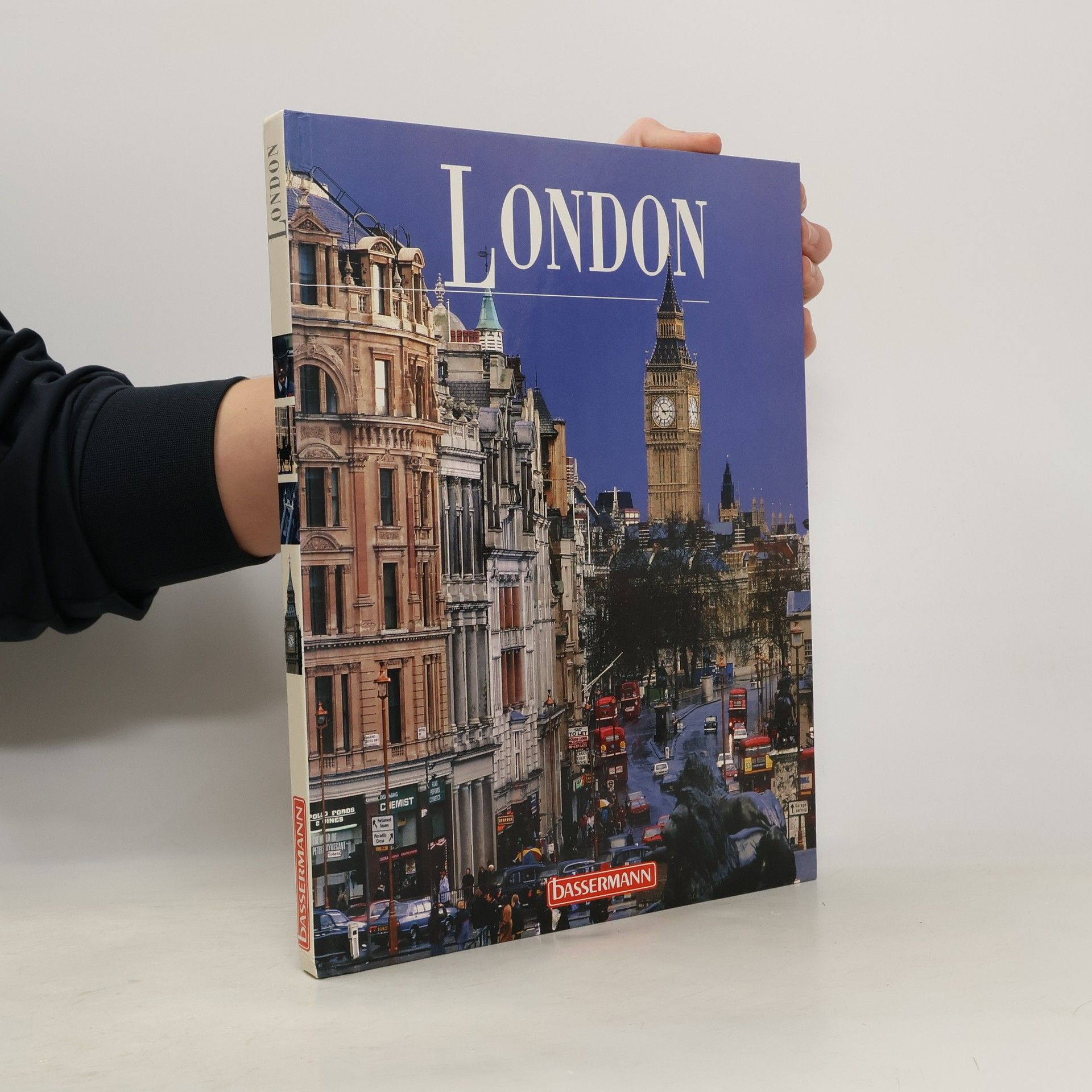 Simone Hoffmann London