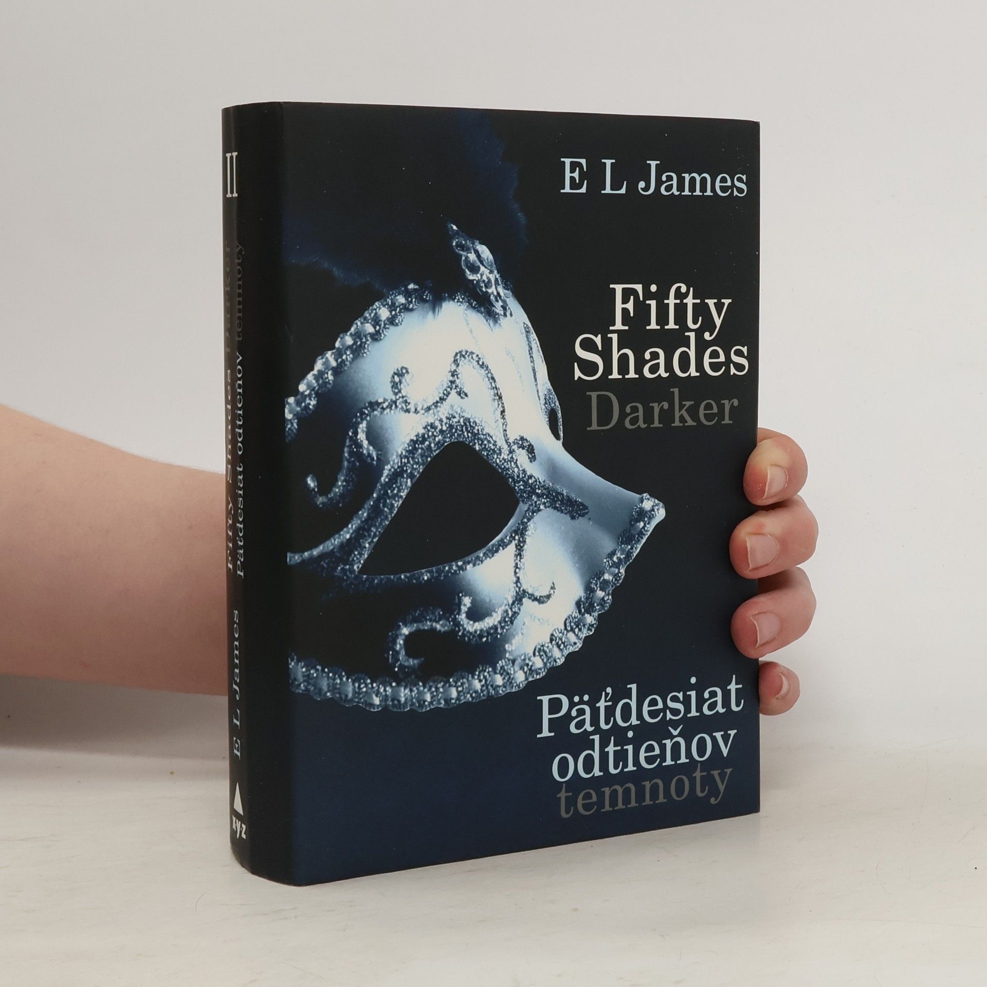 E. L. James Päťdesiat odtieňov temnoty