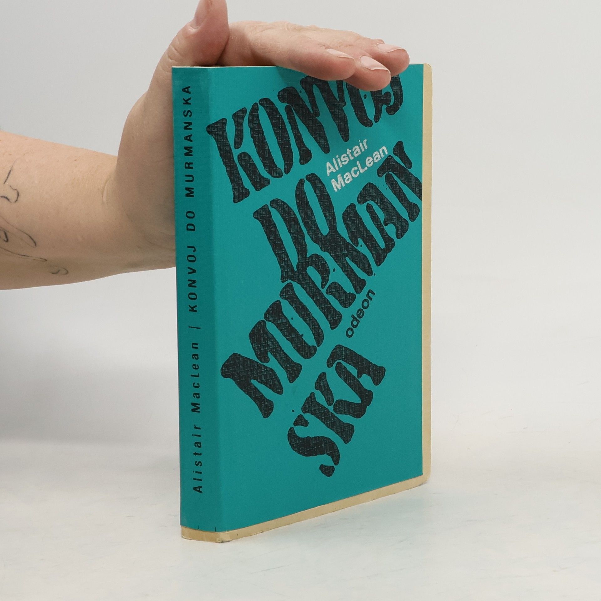 Alistair MacLean Konvoj do Murmanska