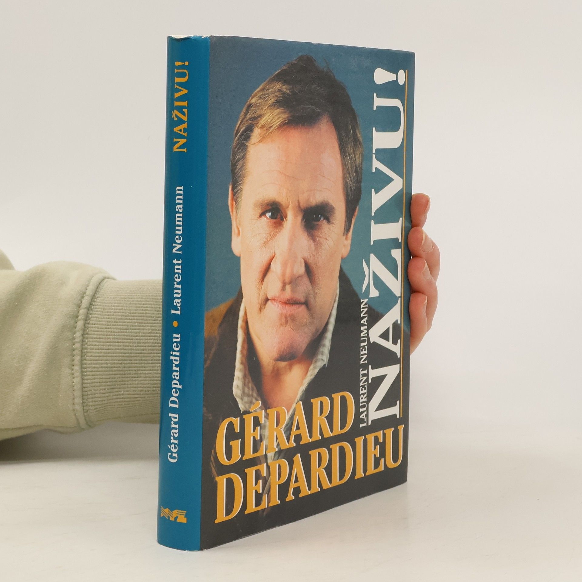 Gérard Depardieu Naživu!