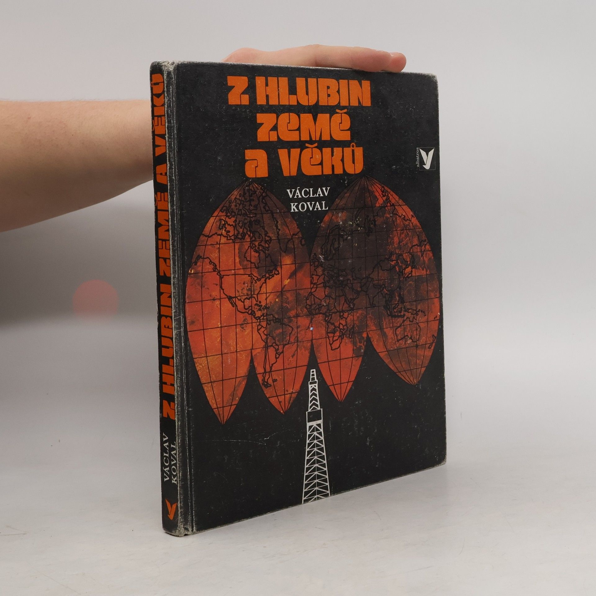 Václav Koval Z hlubin země a věků