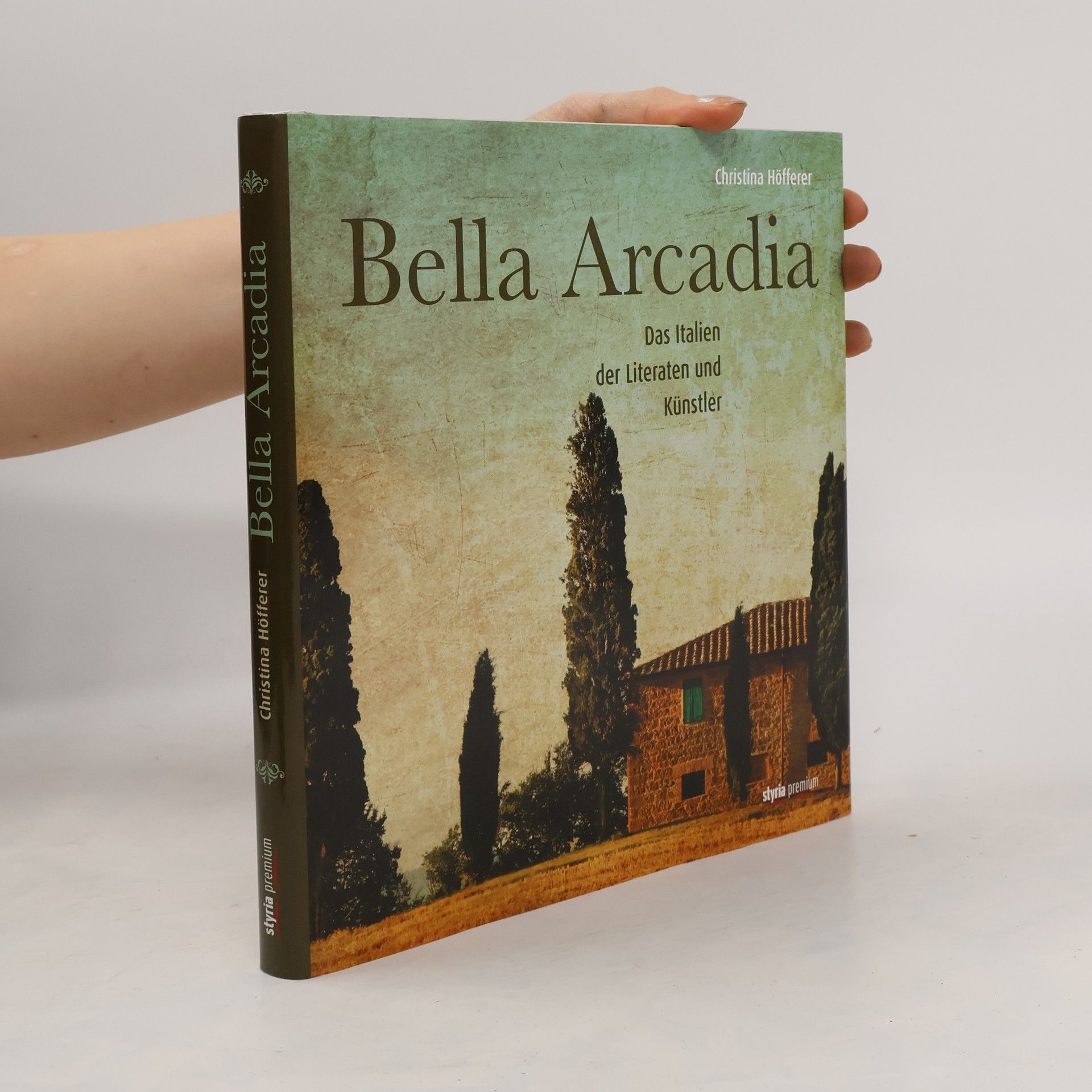 Bella Arcadia