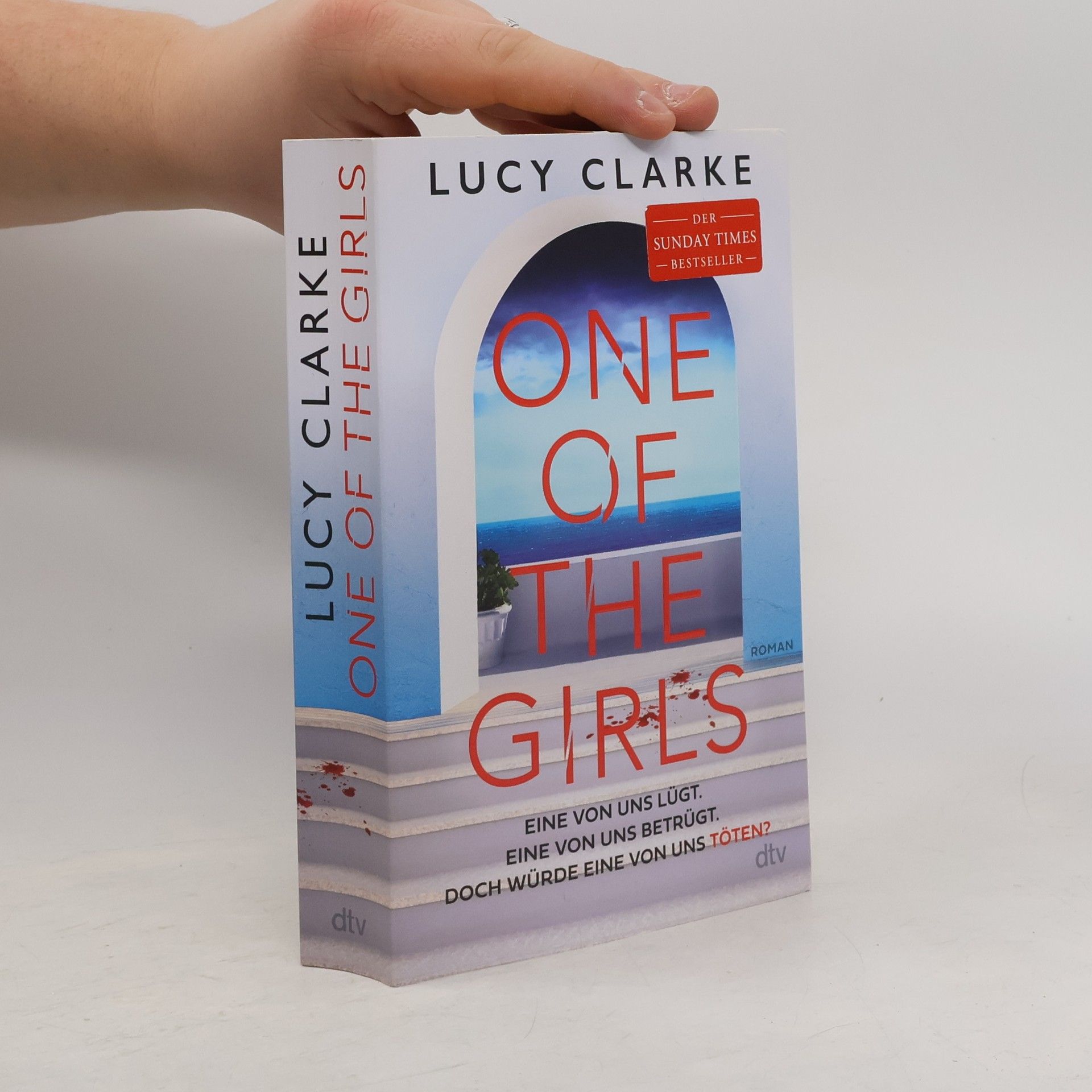 Lucy Clarke One of the Girls