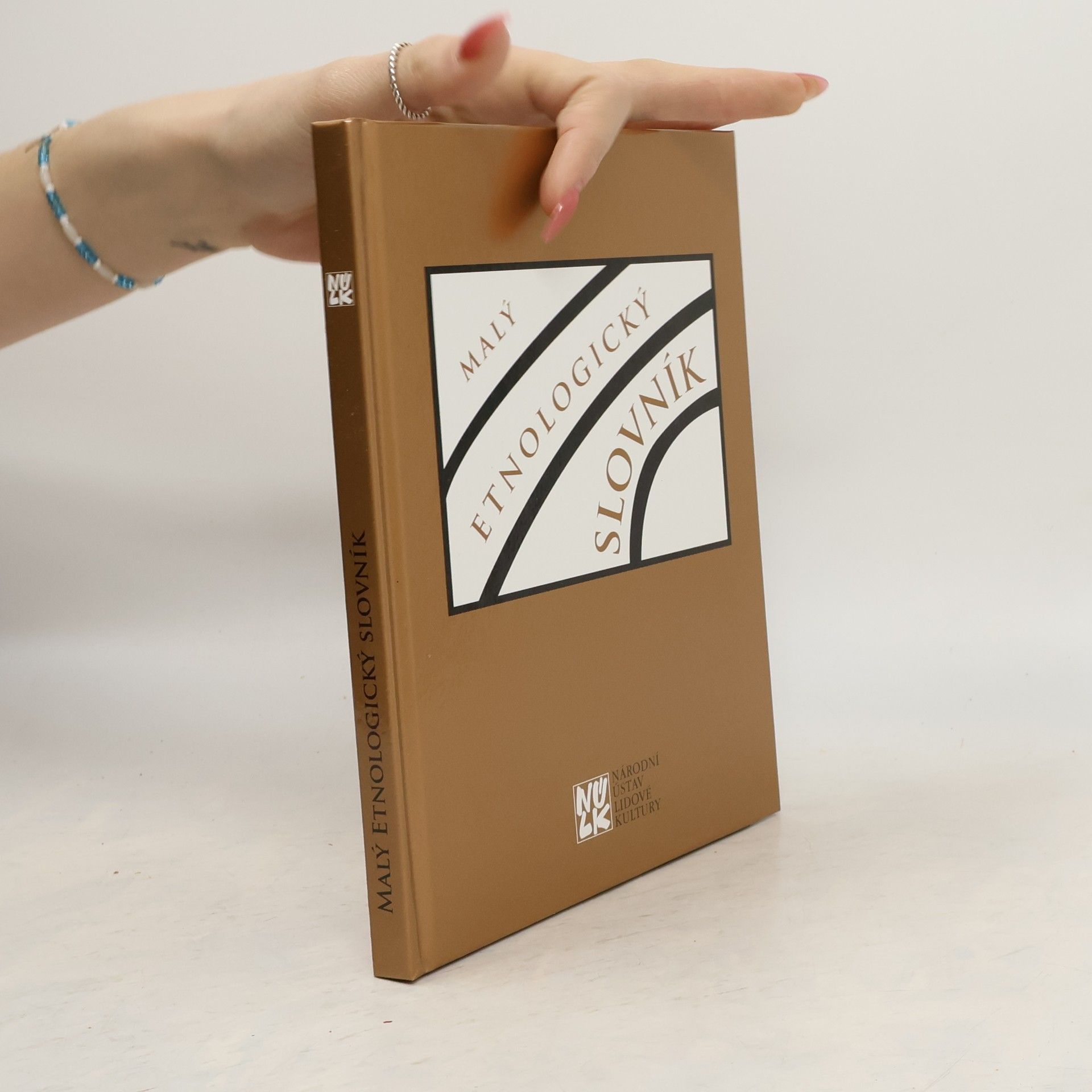 Hodonín Národní ústav lidové kultury Strážnice Česko Malý etnologický slovník