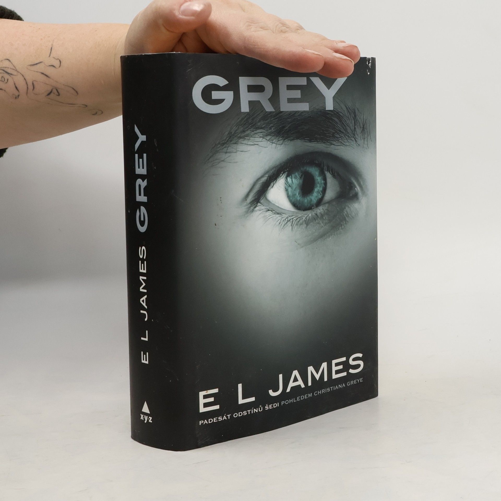 E. L. James Grey