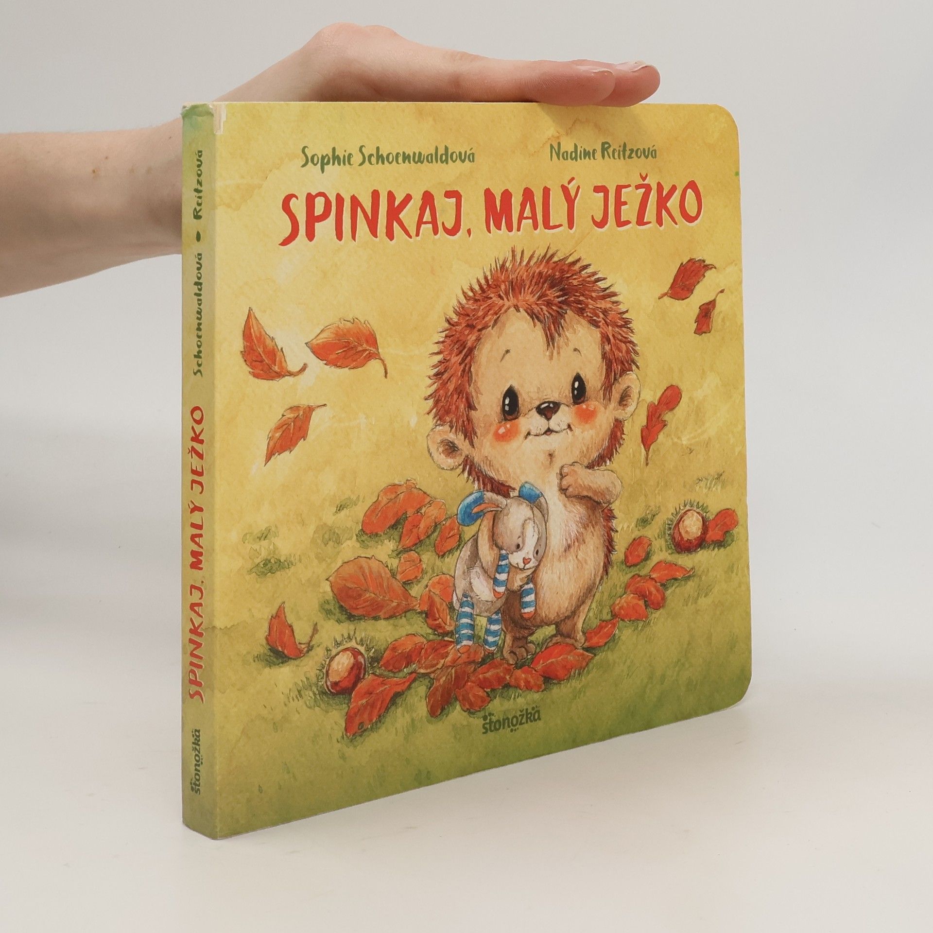Sophie Schoenwaldová  Spinkaj, malý ježko