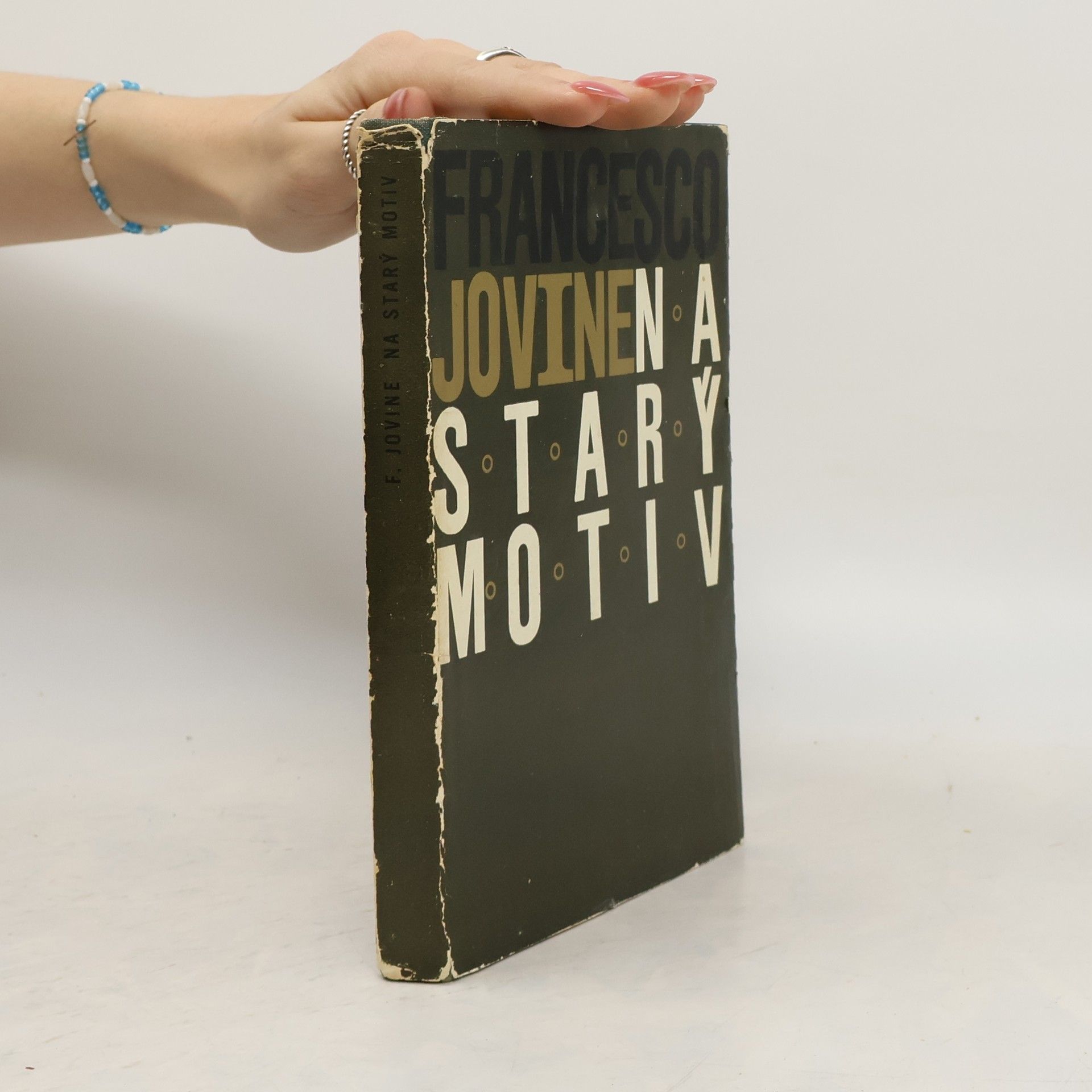 Francesco Jovine Na starý motiv