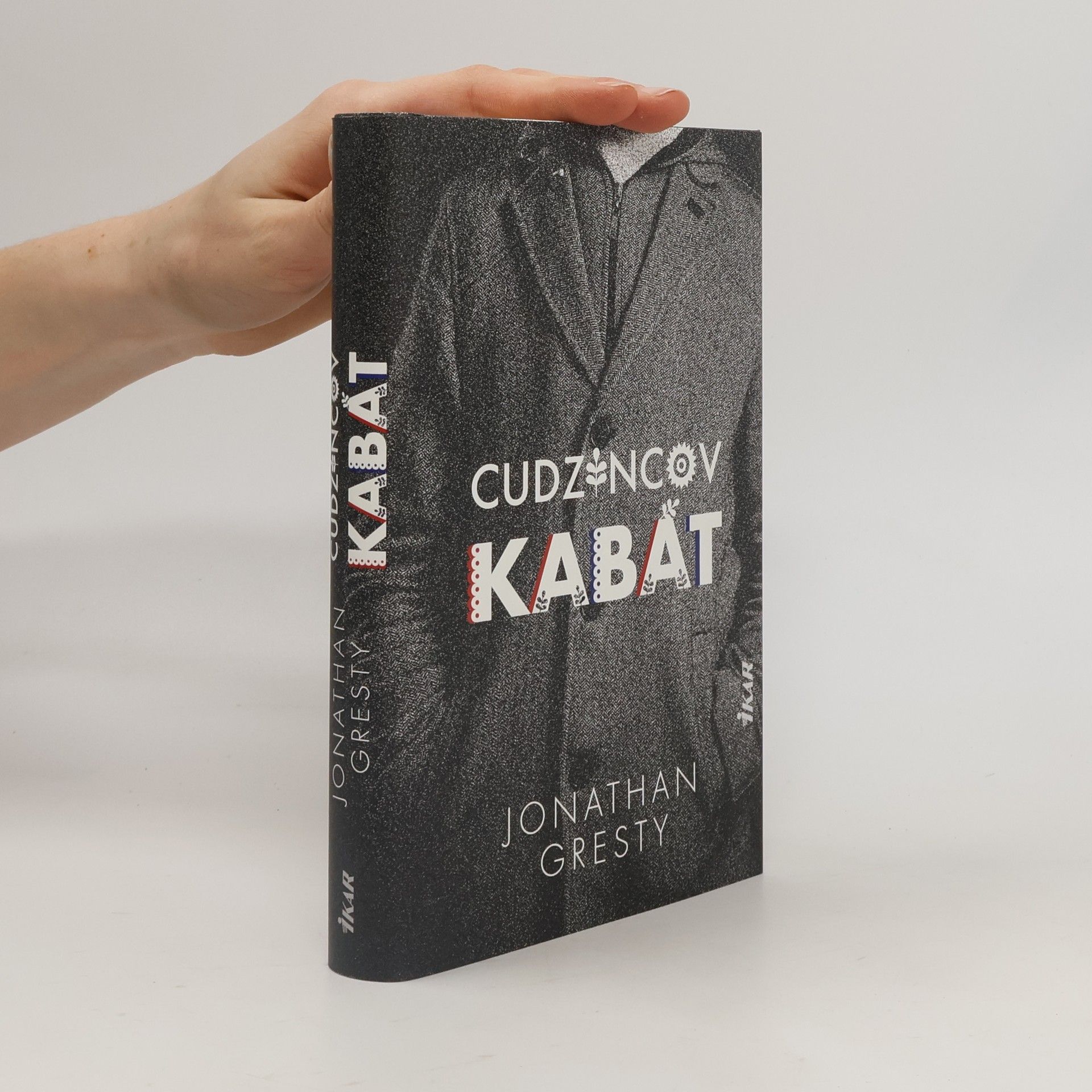 Jonathan Gresty Cudzincov kabát