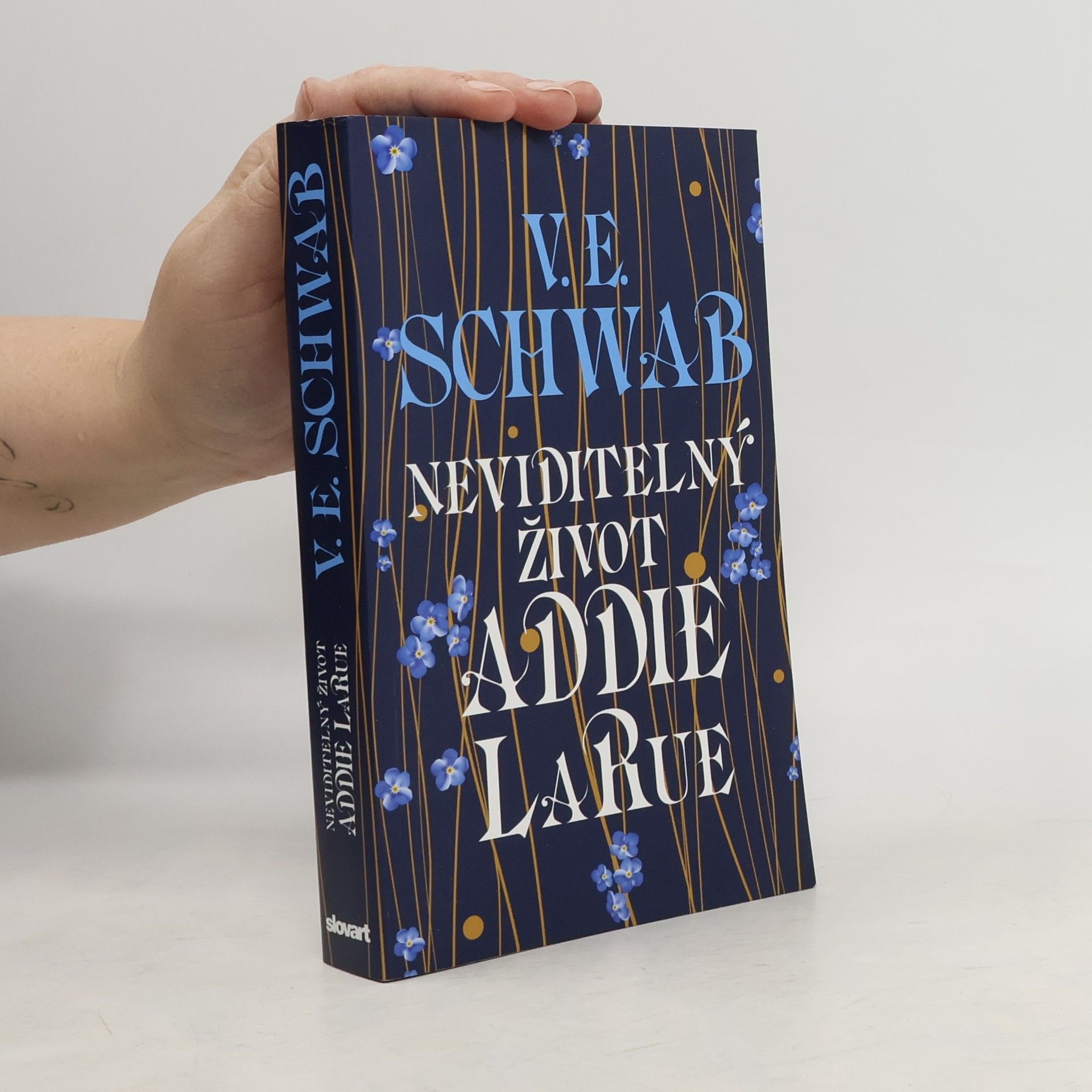 V. E. Schwab Neviditelný život Addie LaRue