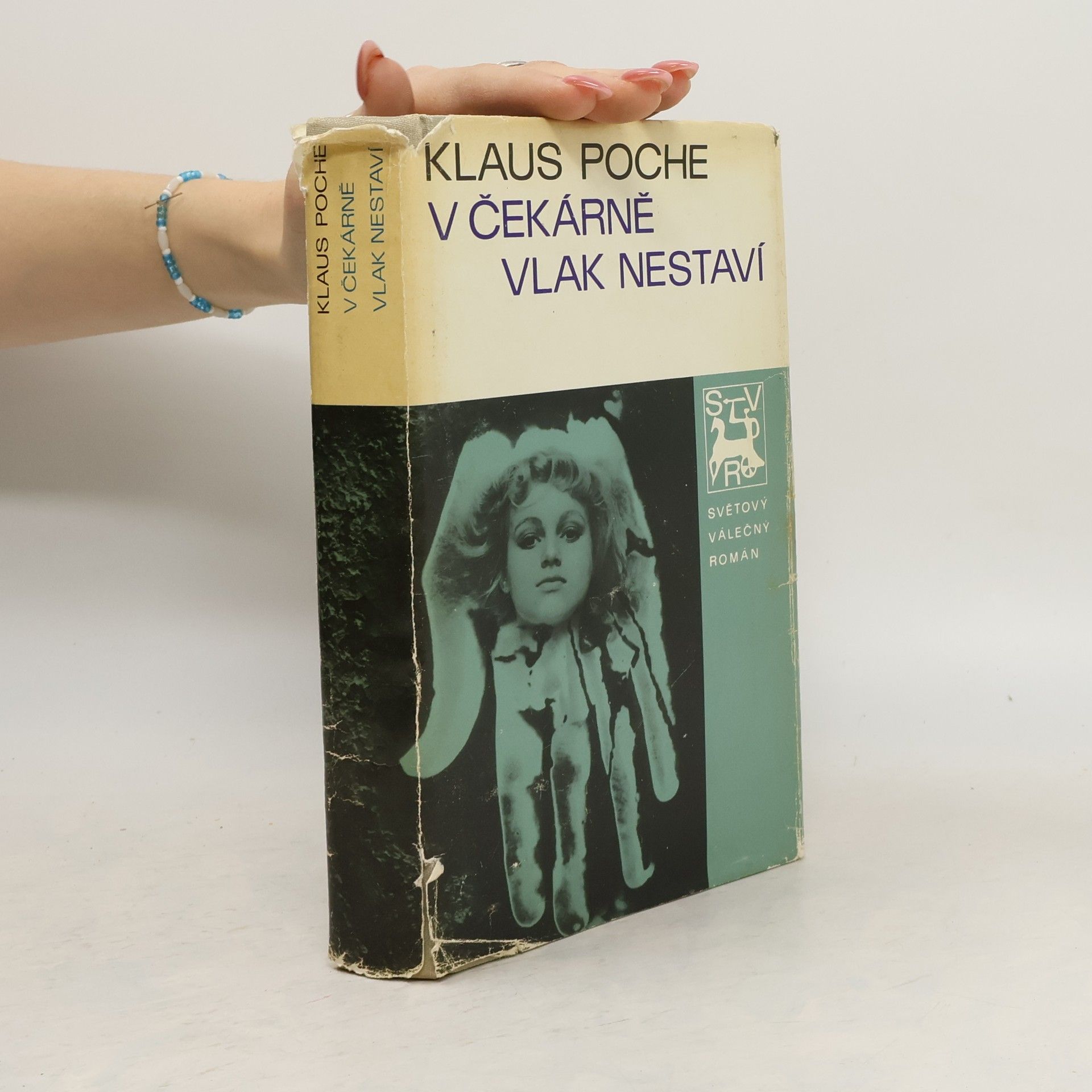 V čekárně vlak nestaví