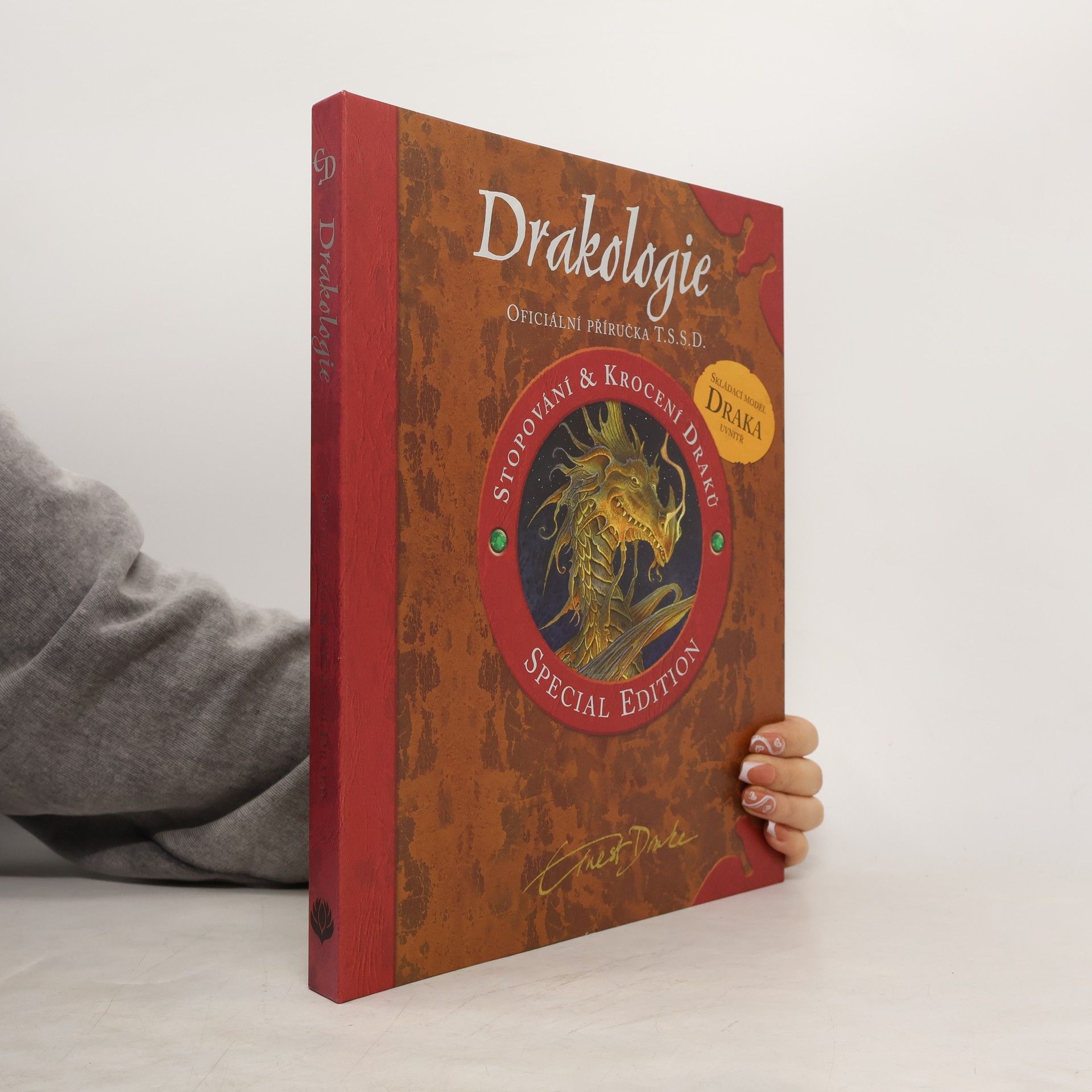 Dugald Steer Drakologie - stopování a krocení draků, příručka pro začátečníky