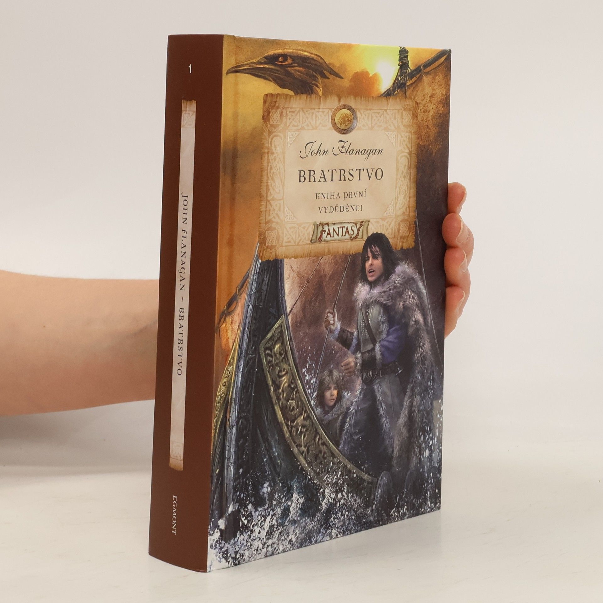 John Flanagan Bratrstvo: Kniha první: Vyděděnci