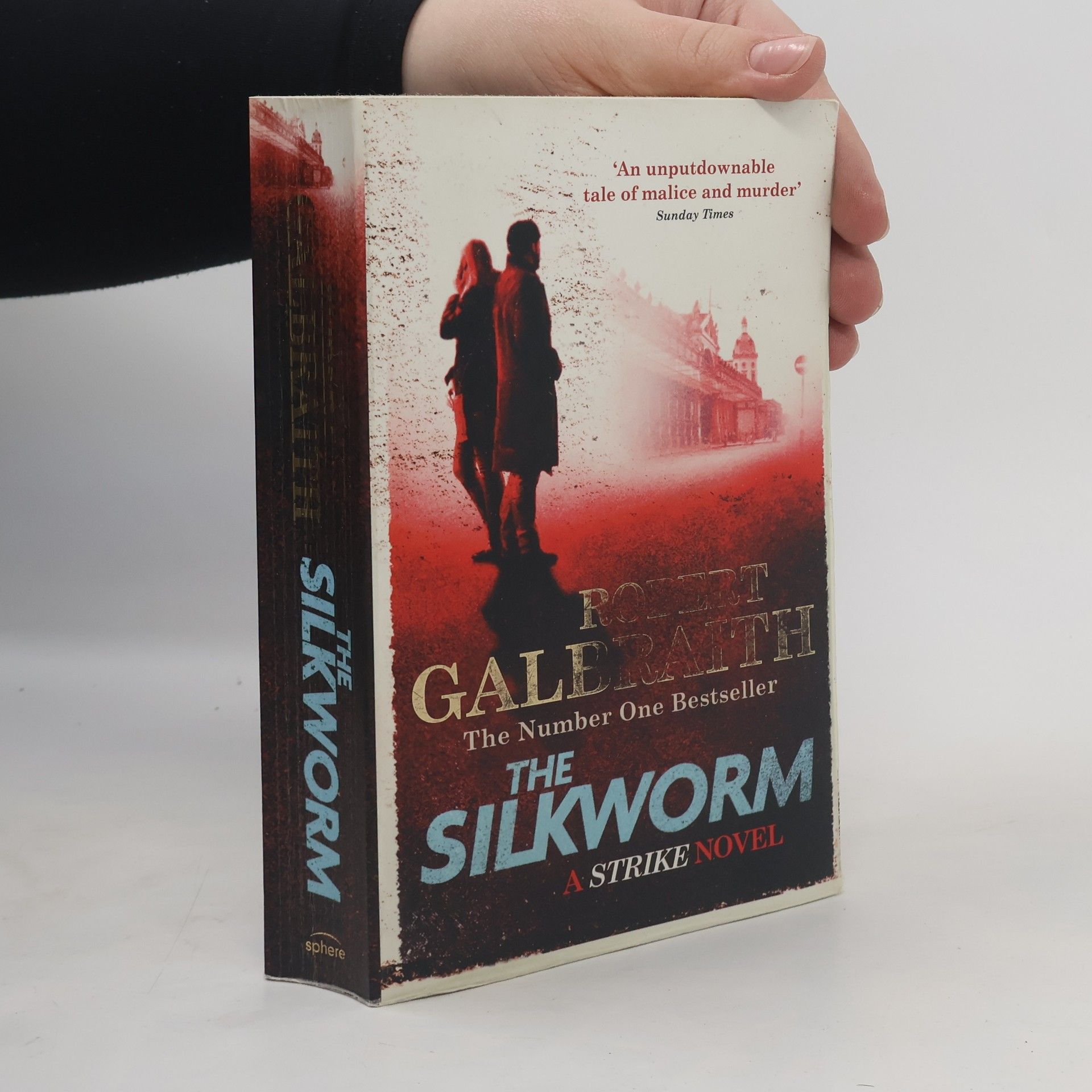 Robert Galbraith The Silkworm