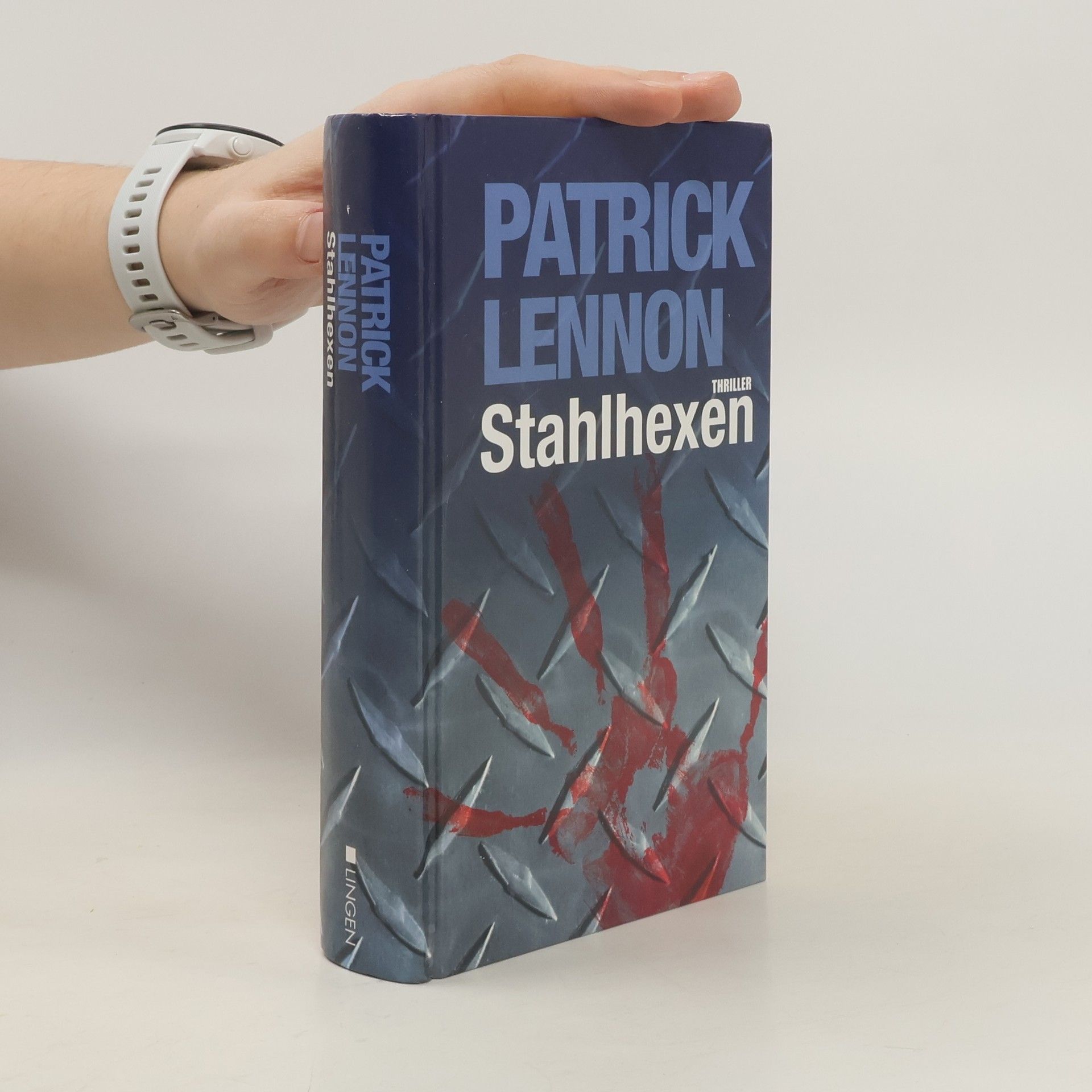 Patrick Lennon Stahlhexen