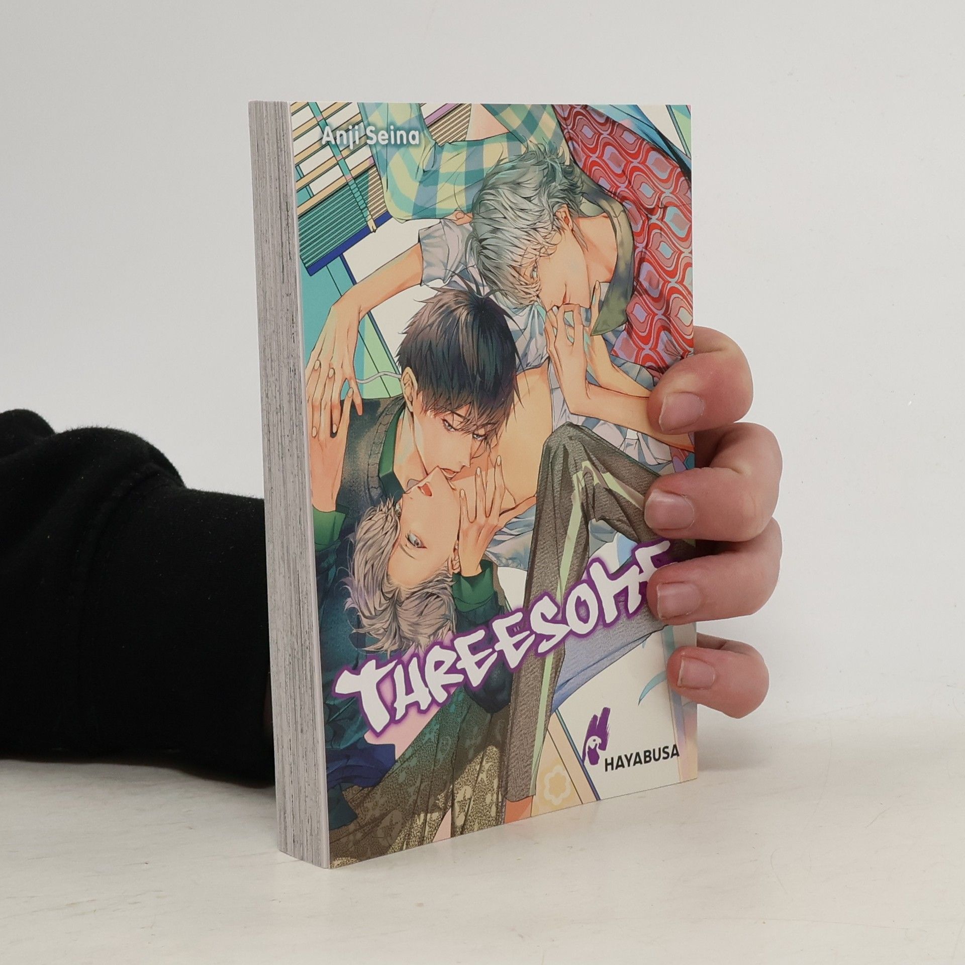 Anji Seina Threesome