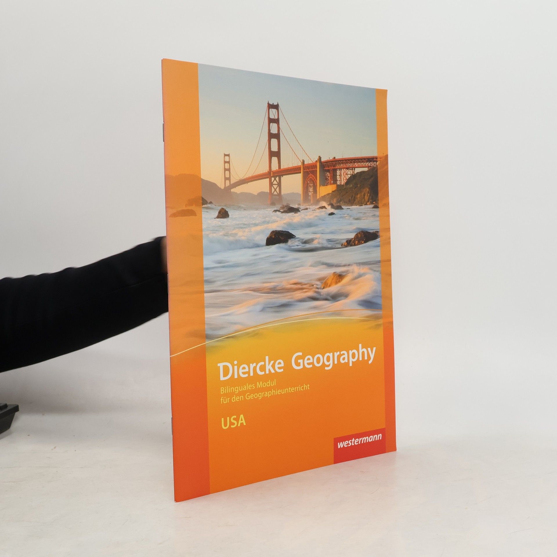 Reinhard Hoffmann Diercke Geography Bilinguale Module. USA