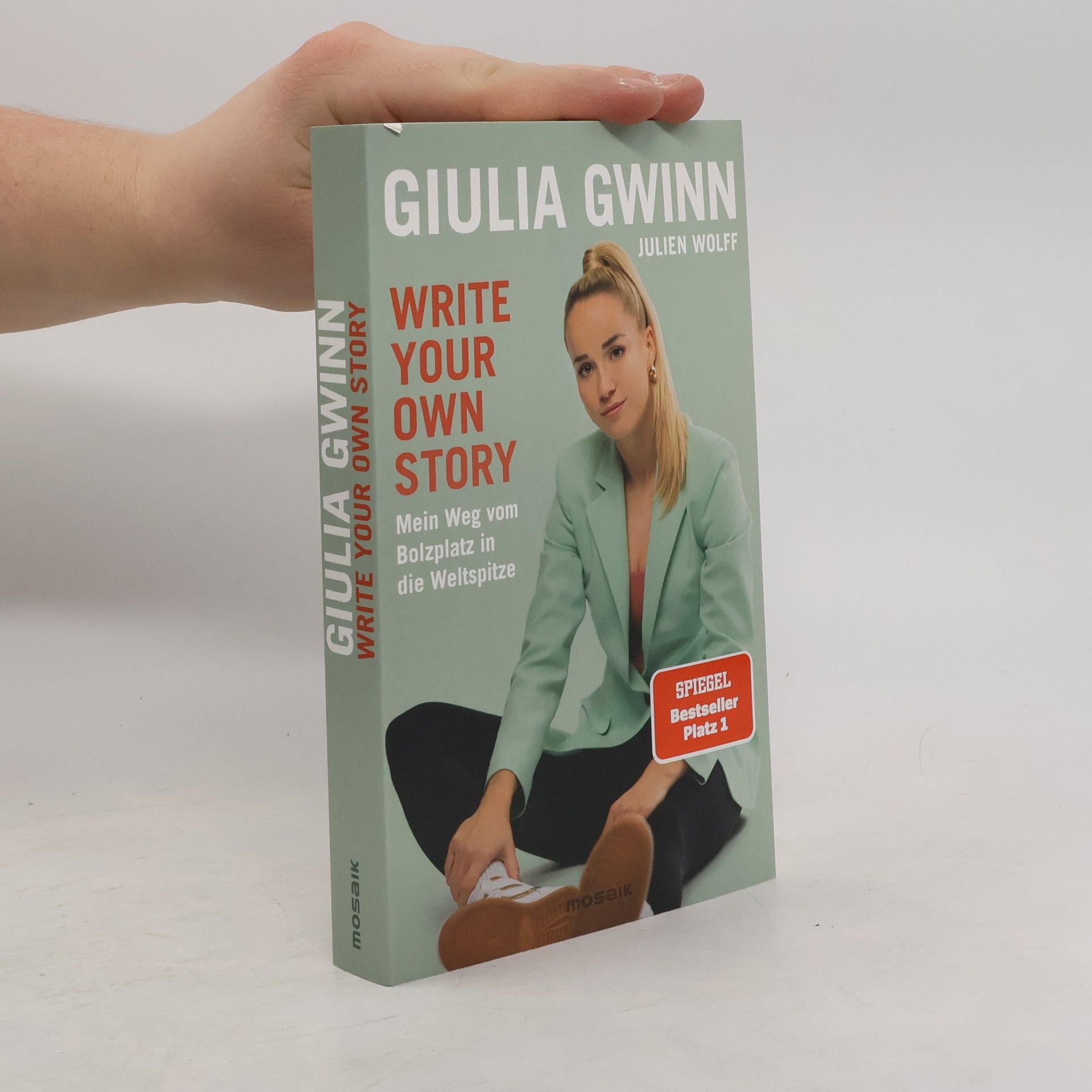 Giulia Gwinn Write Your Own Story