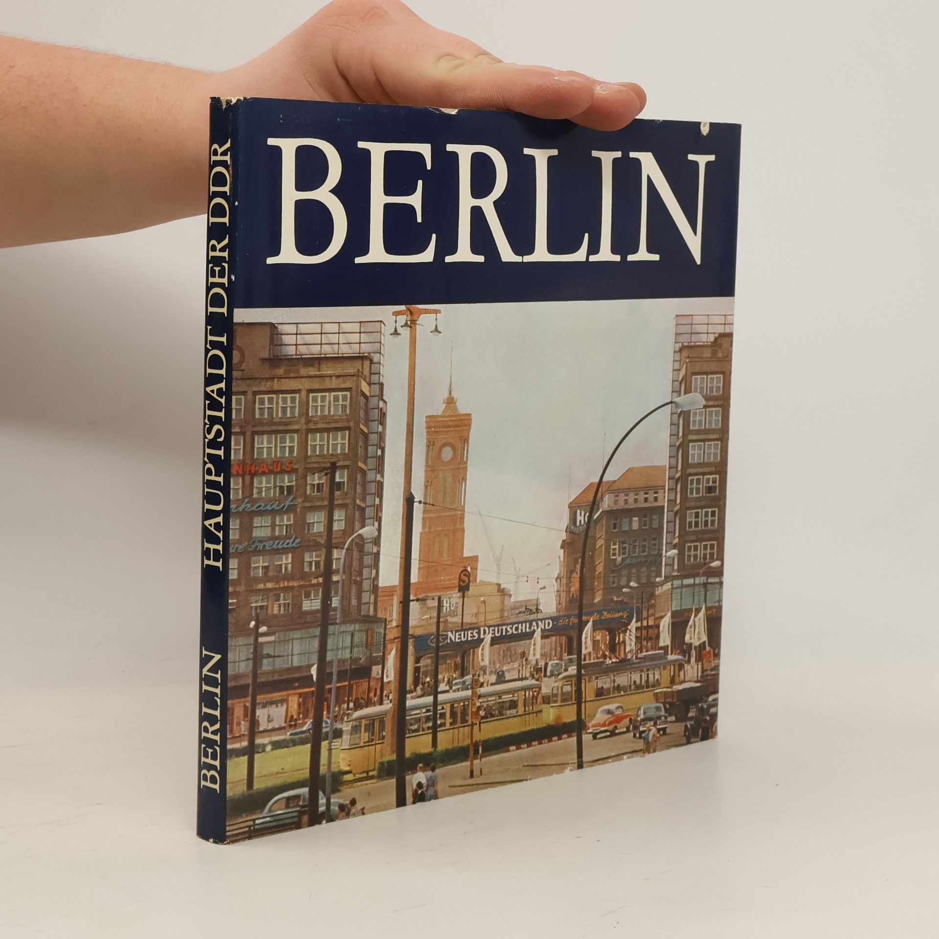Auteurscollectief Berlin - Hauptstadt der DDR