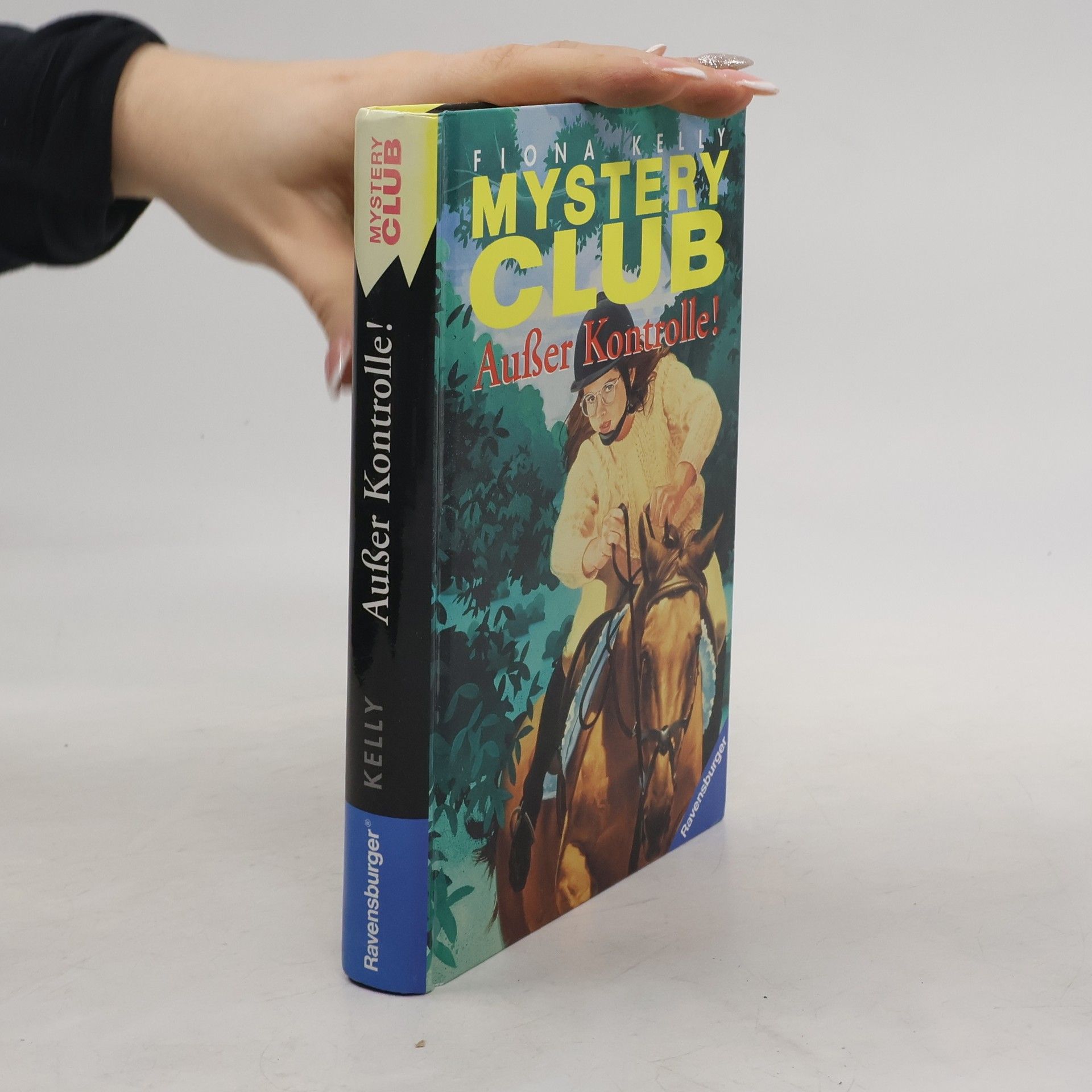 Fiona Kelly Außer Kontrolle