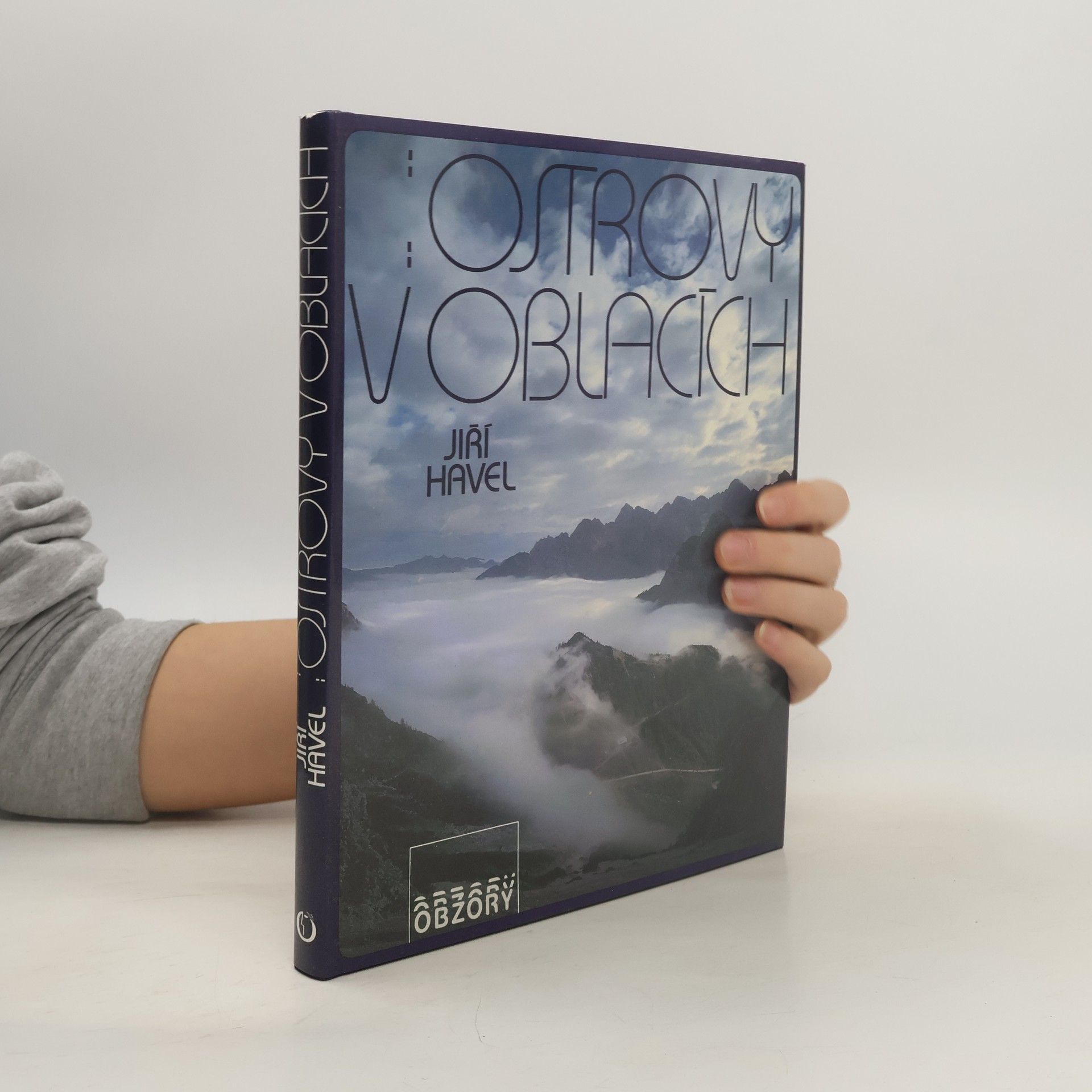 Jiří Havel Ostrovy v oblacích