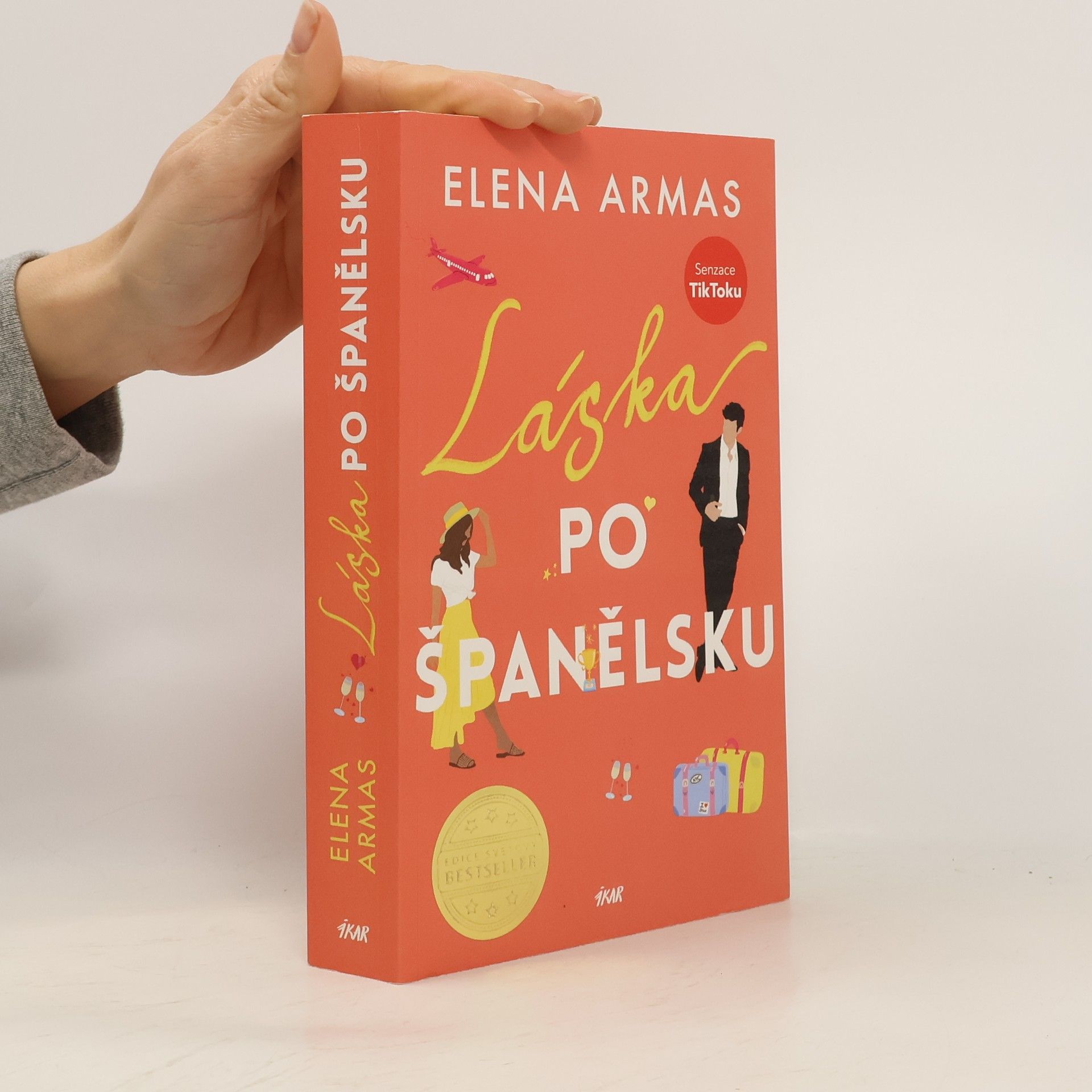Elena Armas Láska po španělsku
