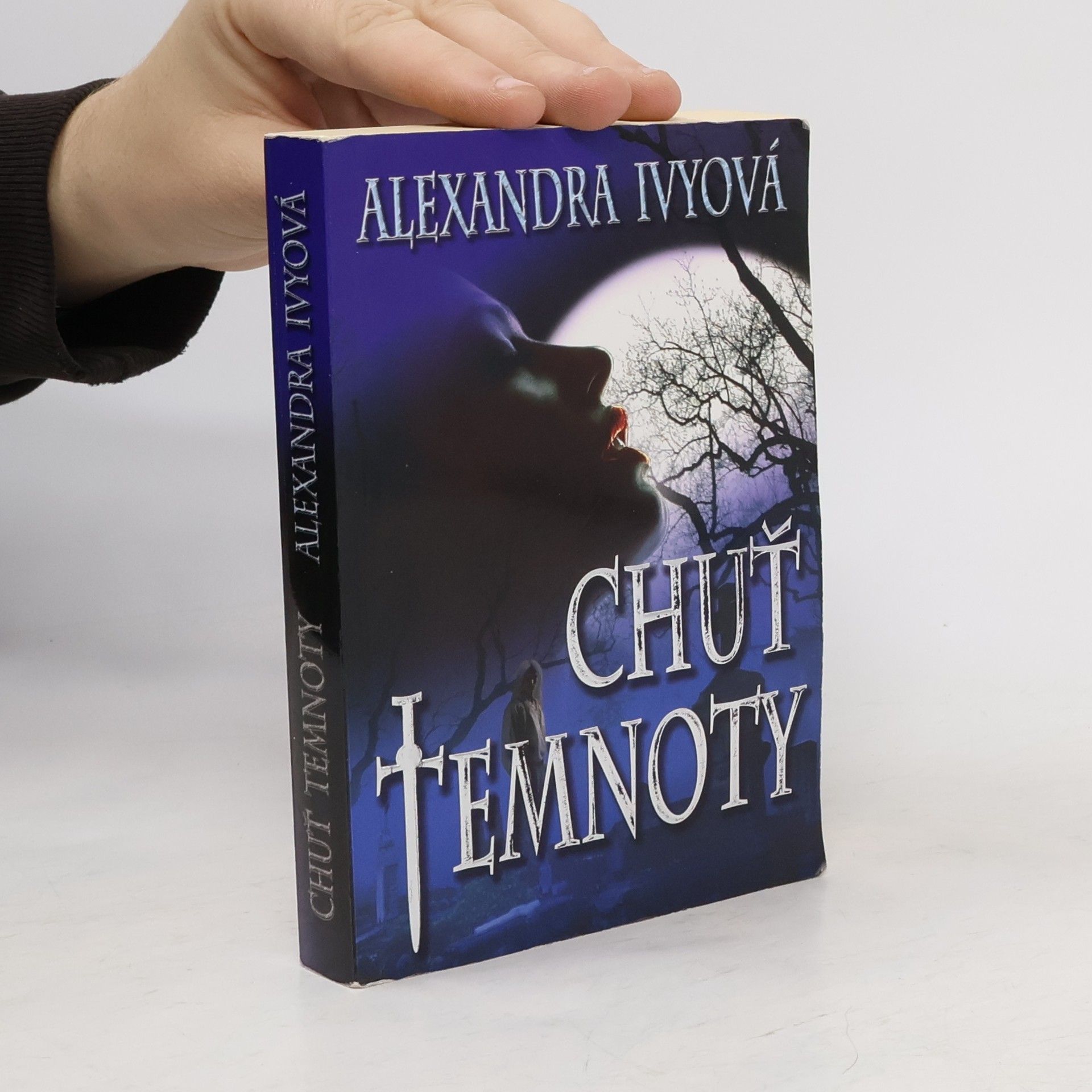 Alexandra Ivy Chuť temnoty (3. díl série)