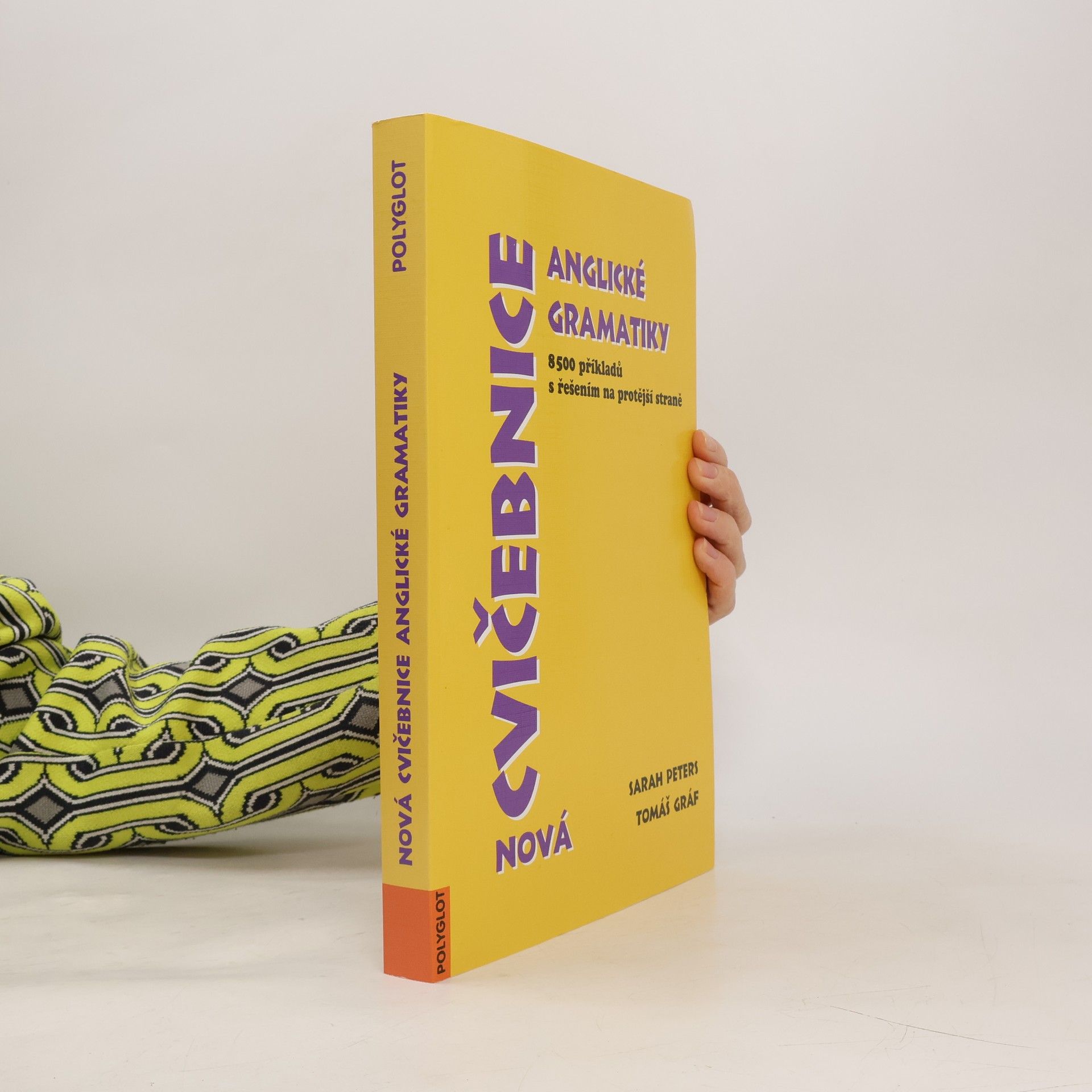 Nová cvičebnice anglické gramatiky. 8500 příkladů s řešením na protější straně