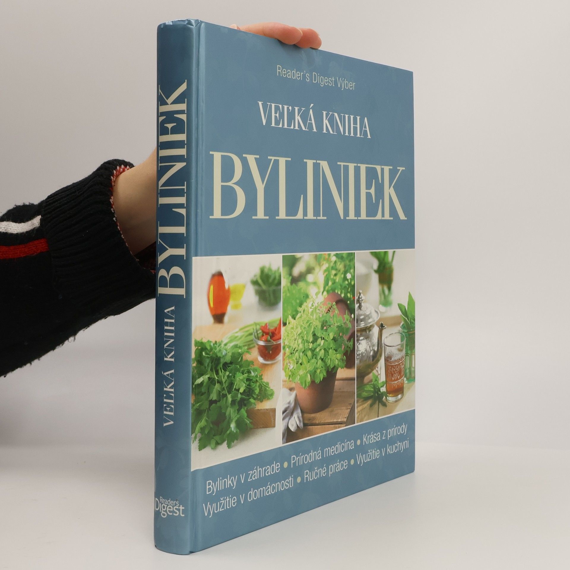 Autorenkollektiv Veľká kniha byliniek