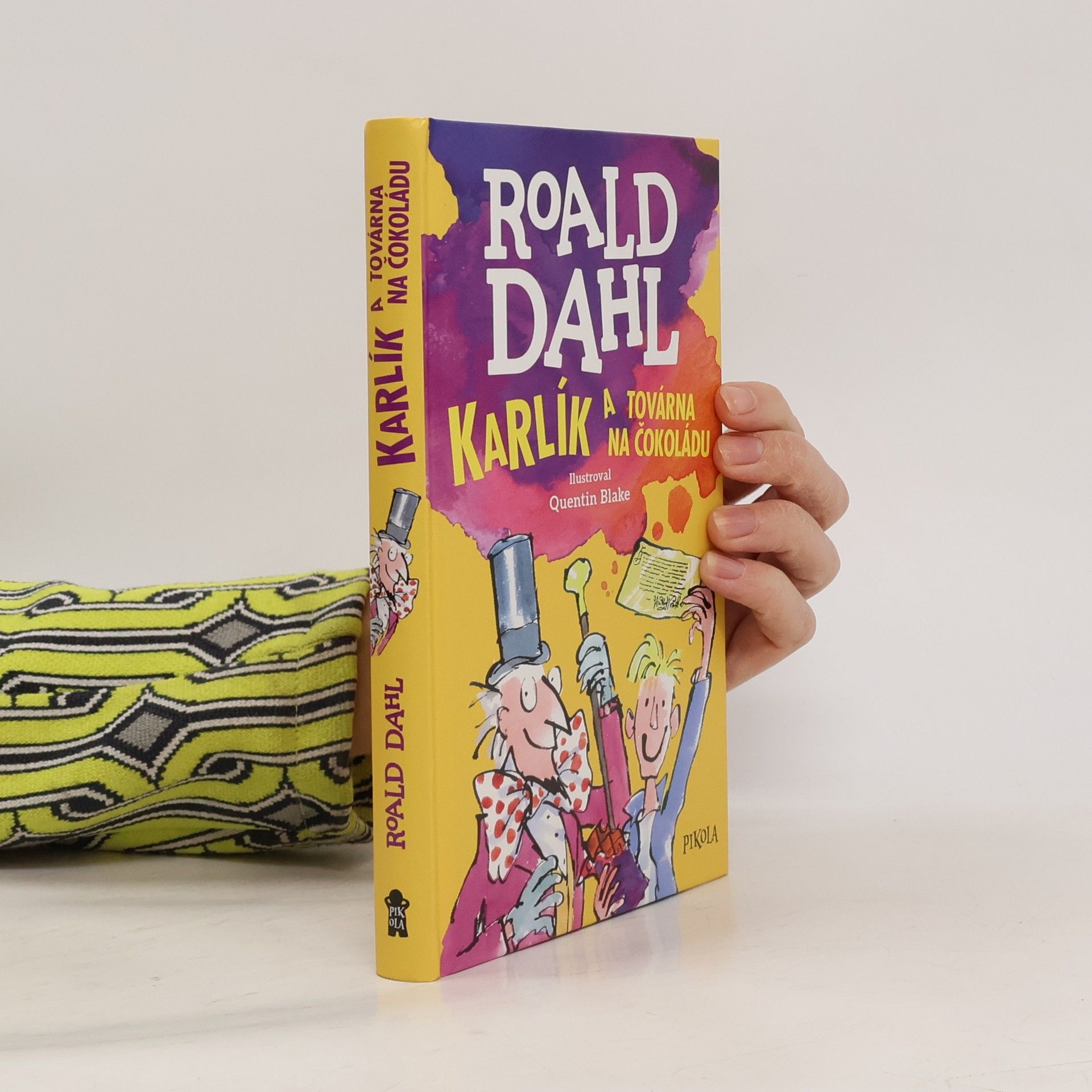 Karlík a továrna na čokoládu