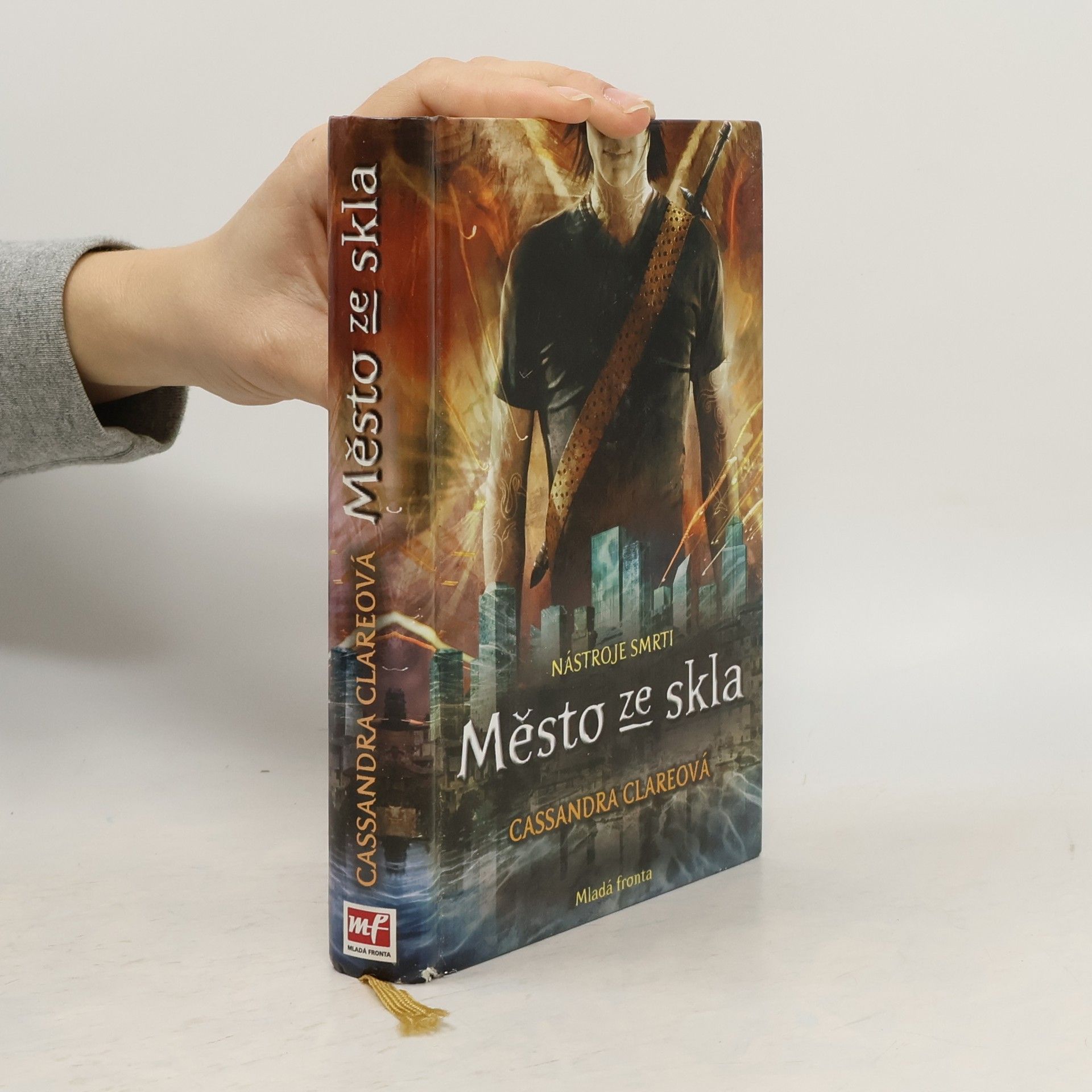 Nástroje smrti 3: Město ze skla