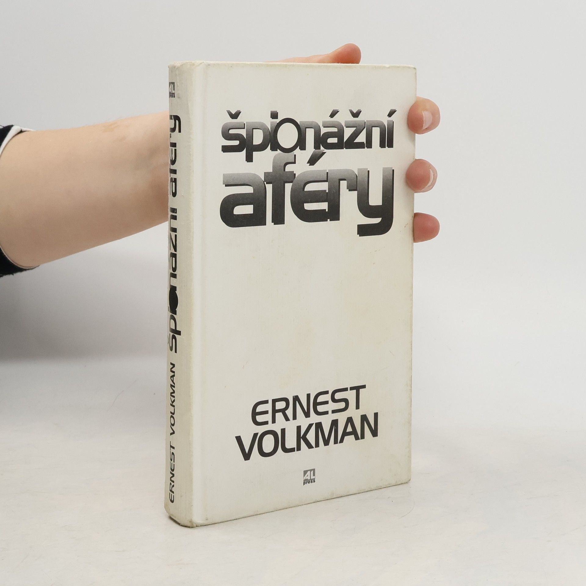 Ernest Volkman Špionážní aféry