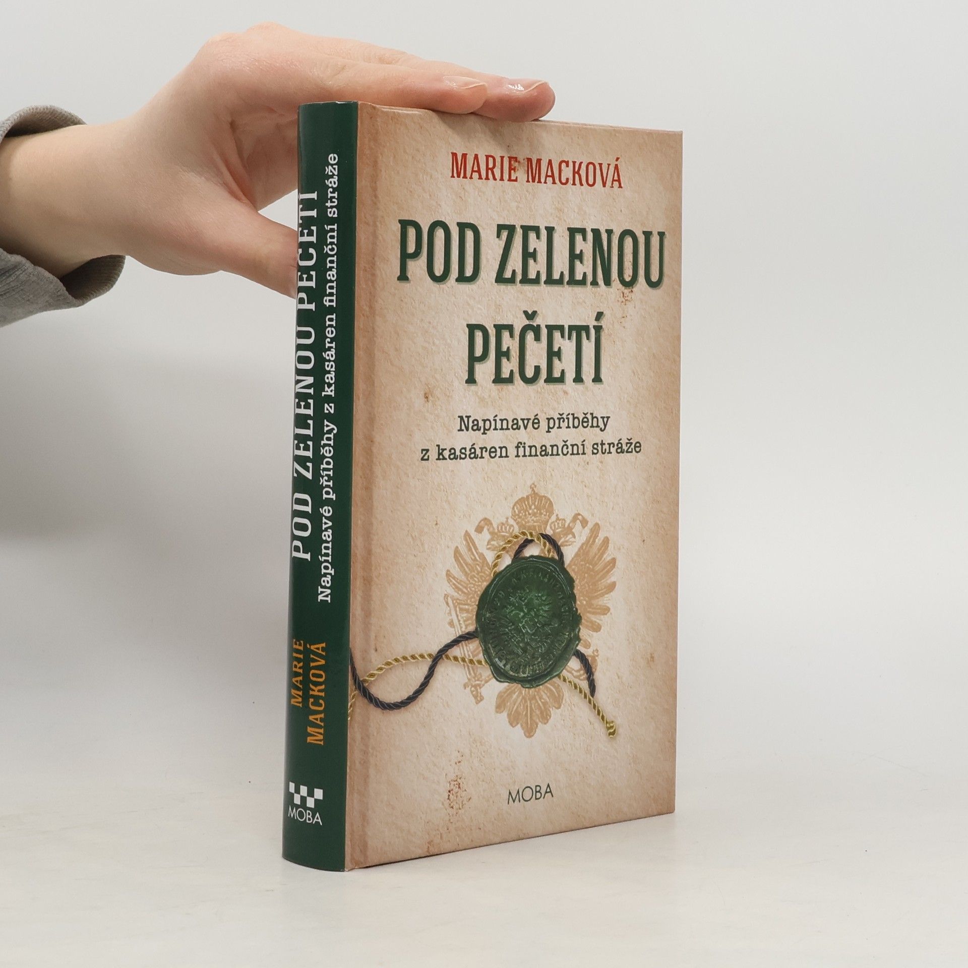 Marie Macková Pod zelenou pečetí