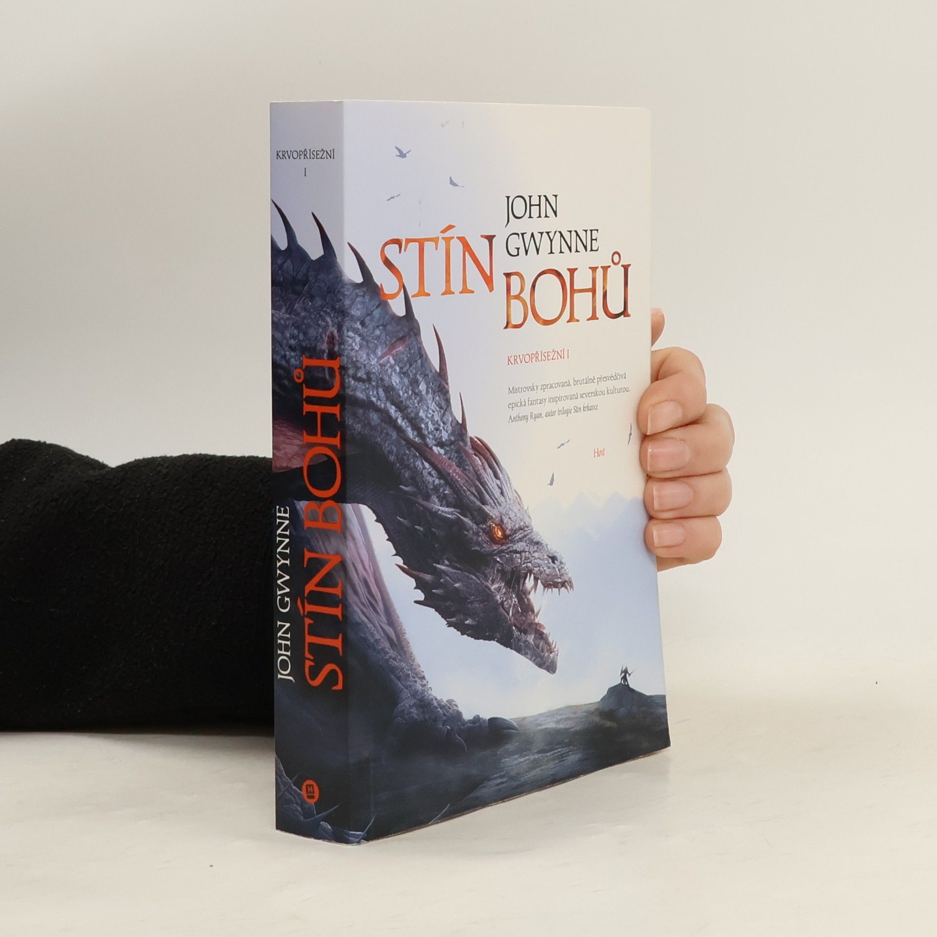 John Gwynne Stín bohů (Krvopřísežní I.)