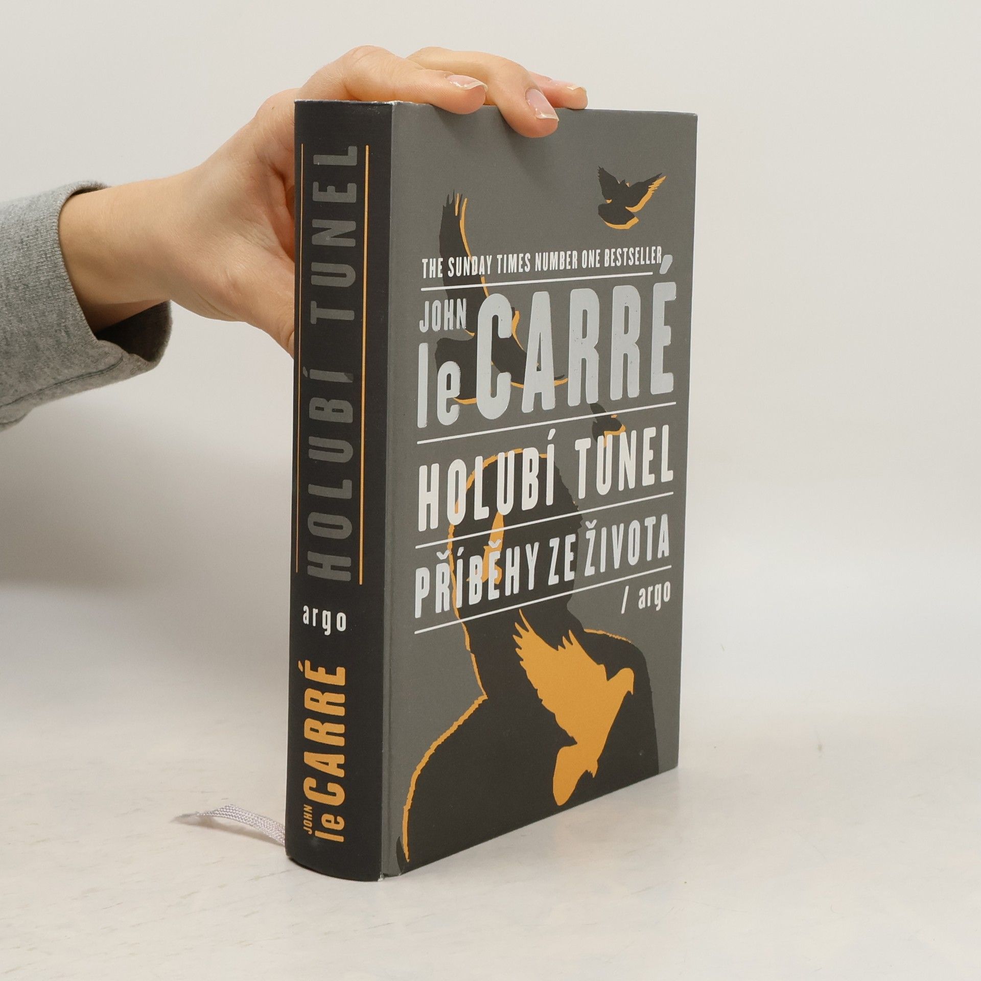John le Carré Holubí tunel. Příběhy ze života