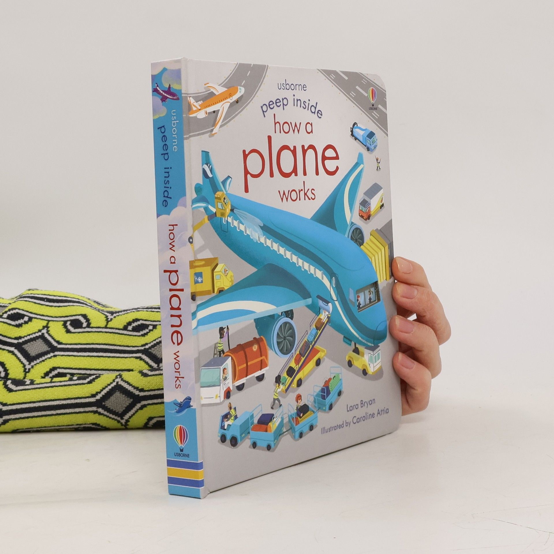 Lara Bryan Peep inside how a plane works