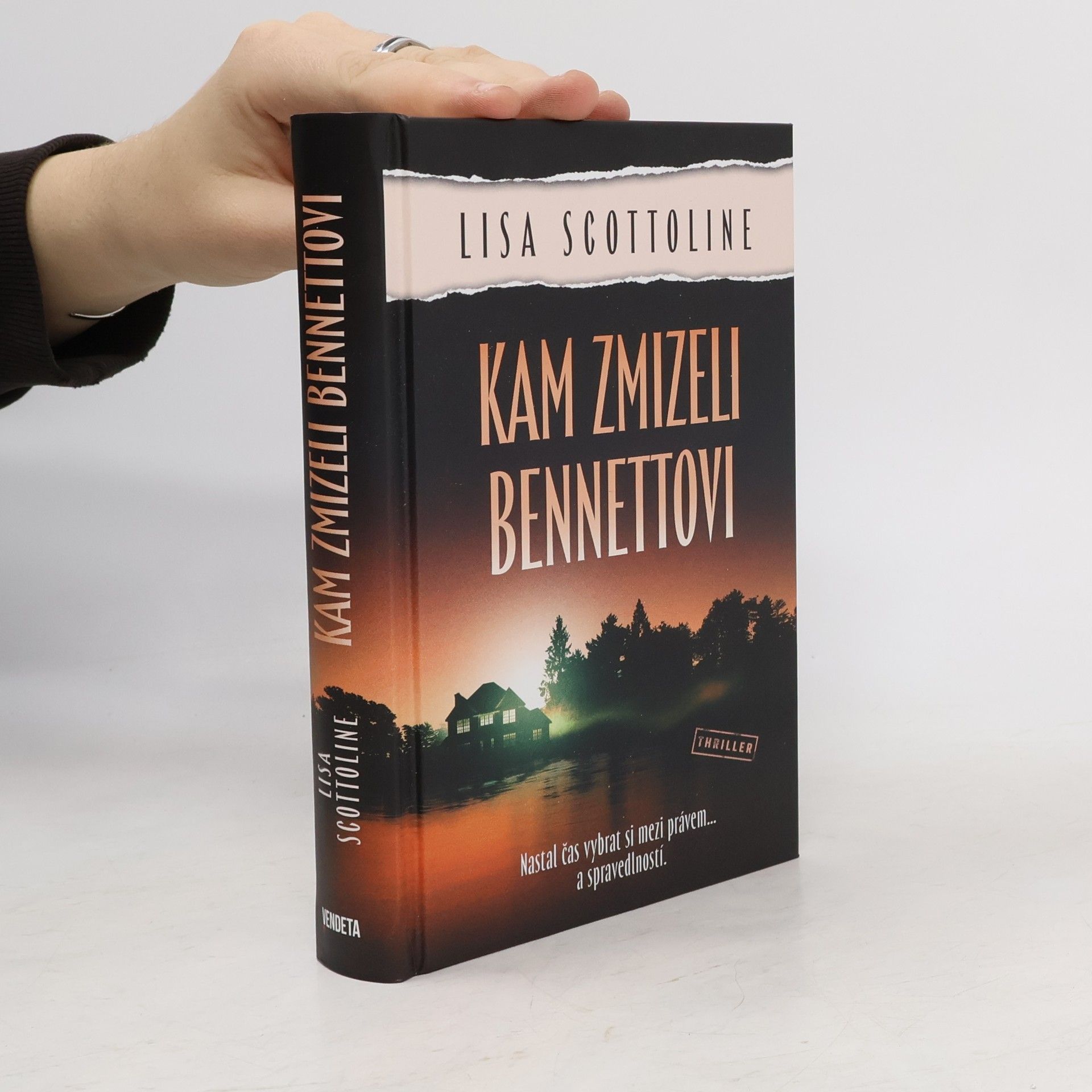 Lisa Scottoline Kam zmizeli Bennettovi