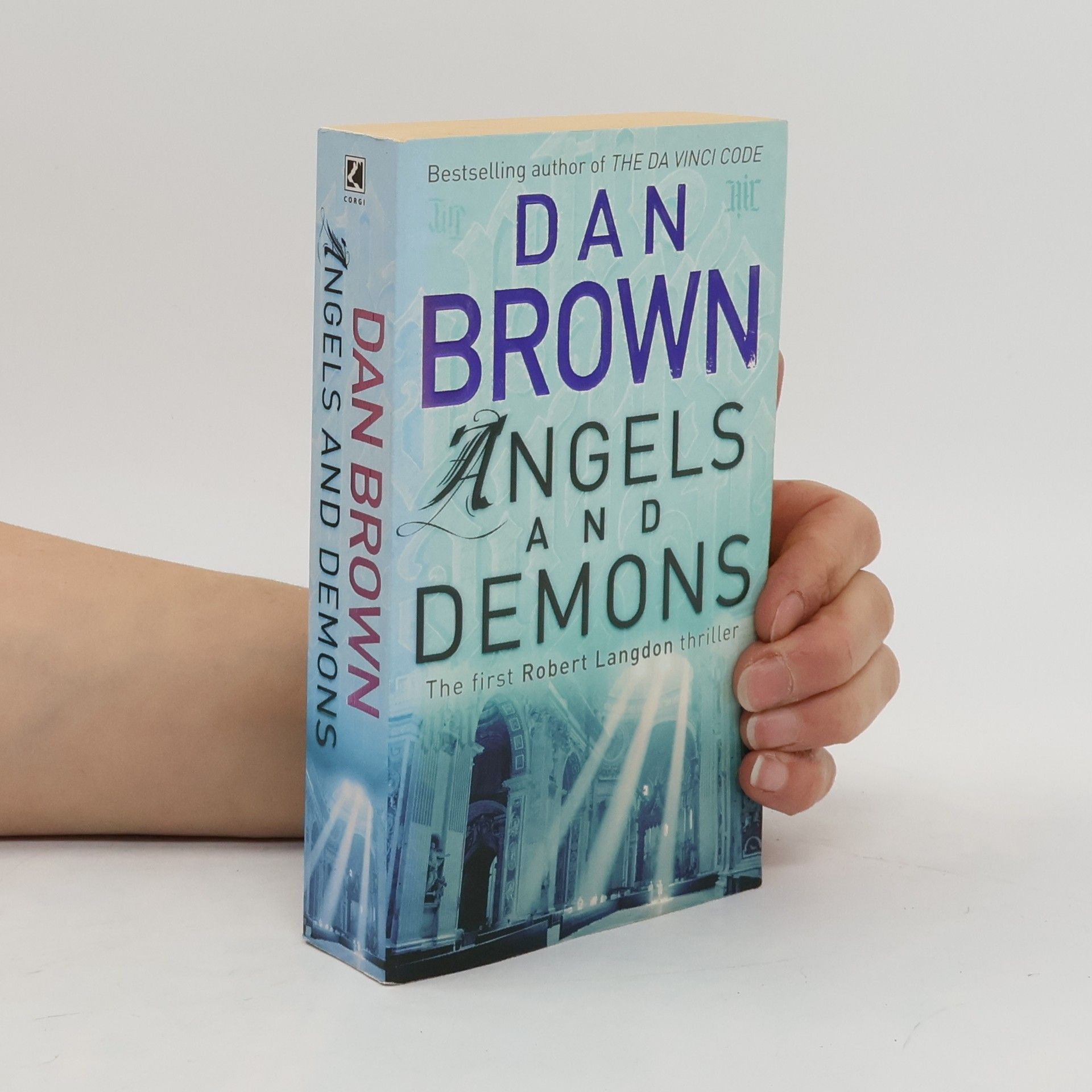 Dan Brown Angels and Demons