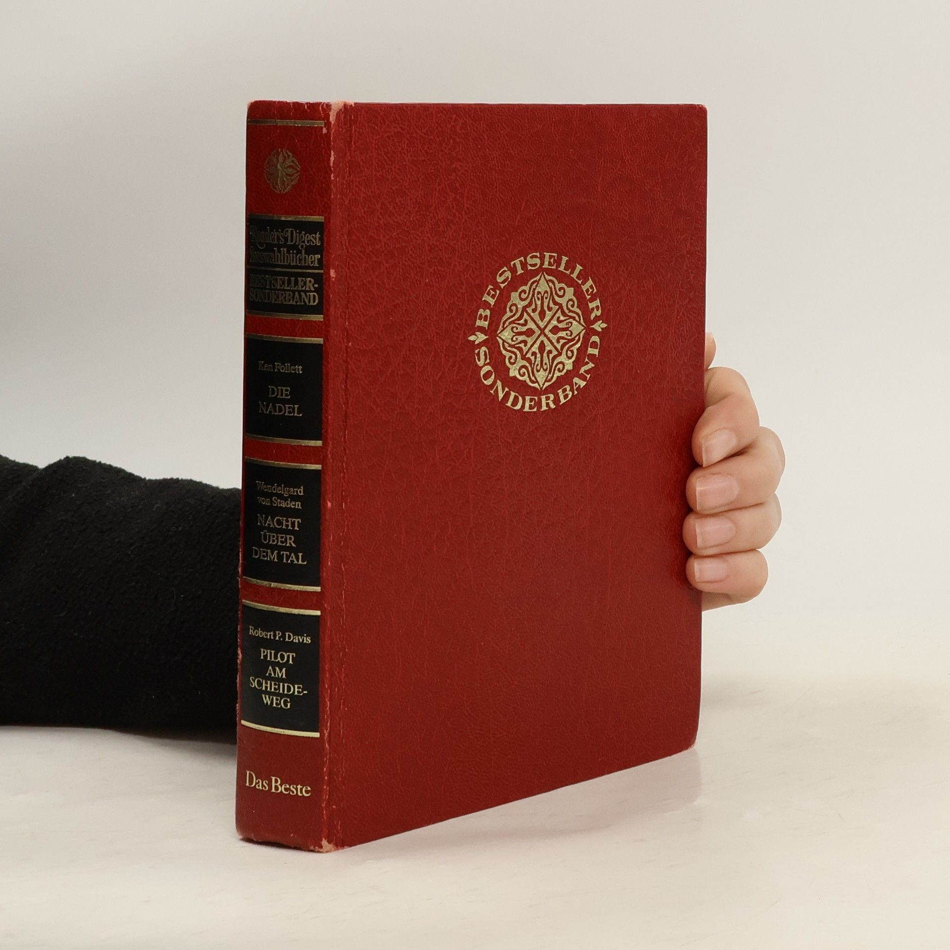 Robert Davis Reader's Digest Auswahlbücher. Die Nadel. Ein Ort namens Chicken. Nacht über dem Tal. Pilot am Scheideweg.