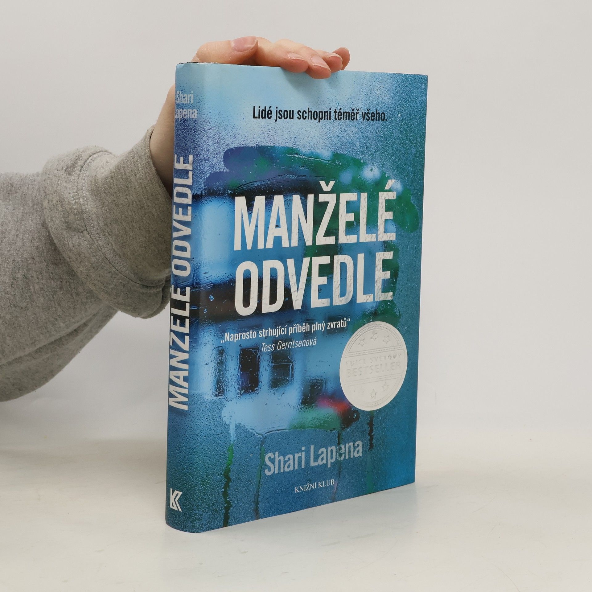 Shari Lapena Manželé odvedle