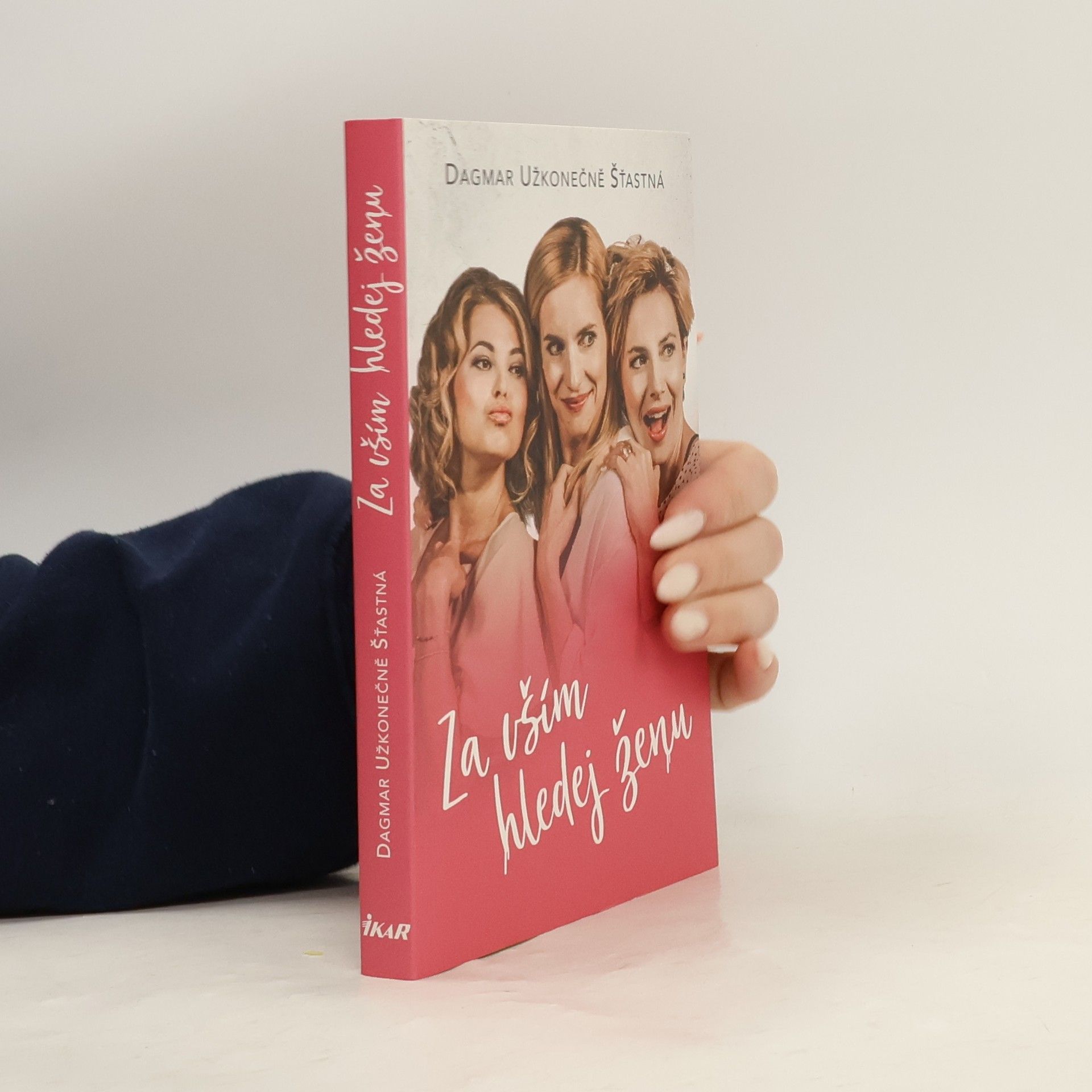 Za vším hledej ženu