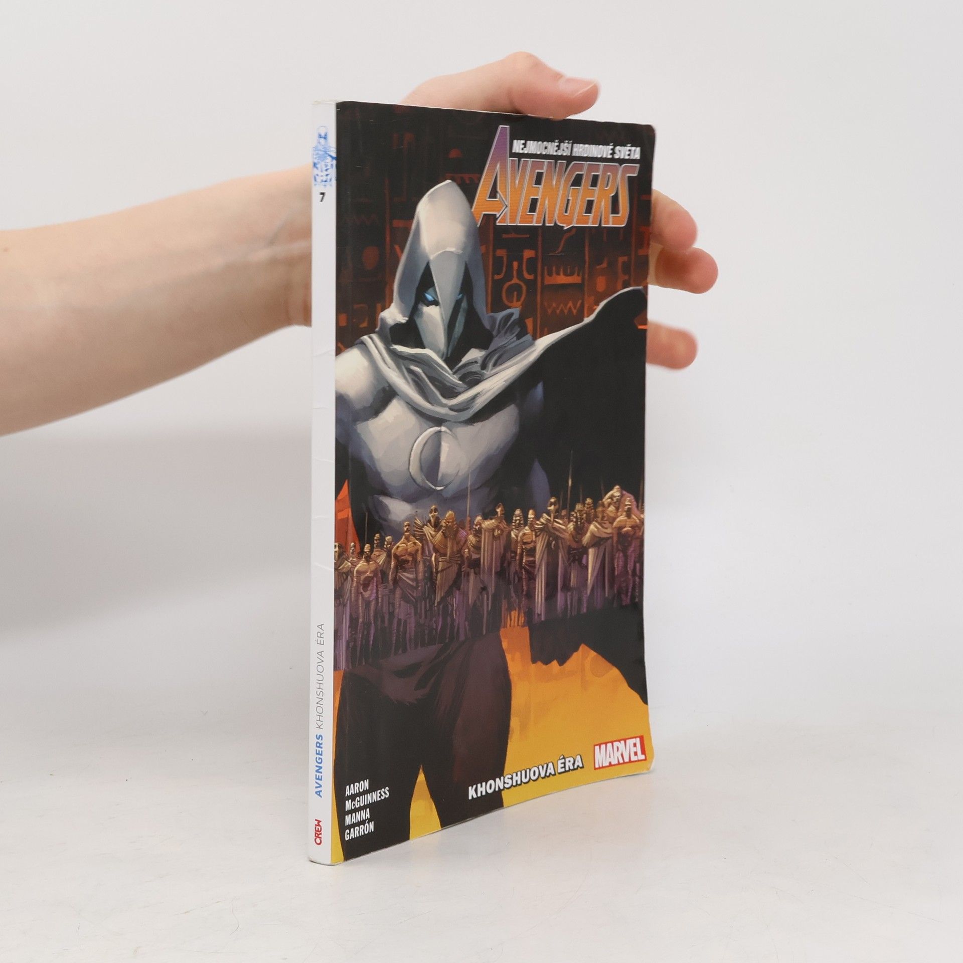 Autores varios Avengers: Khonshuova éra