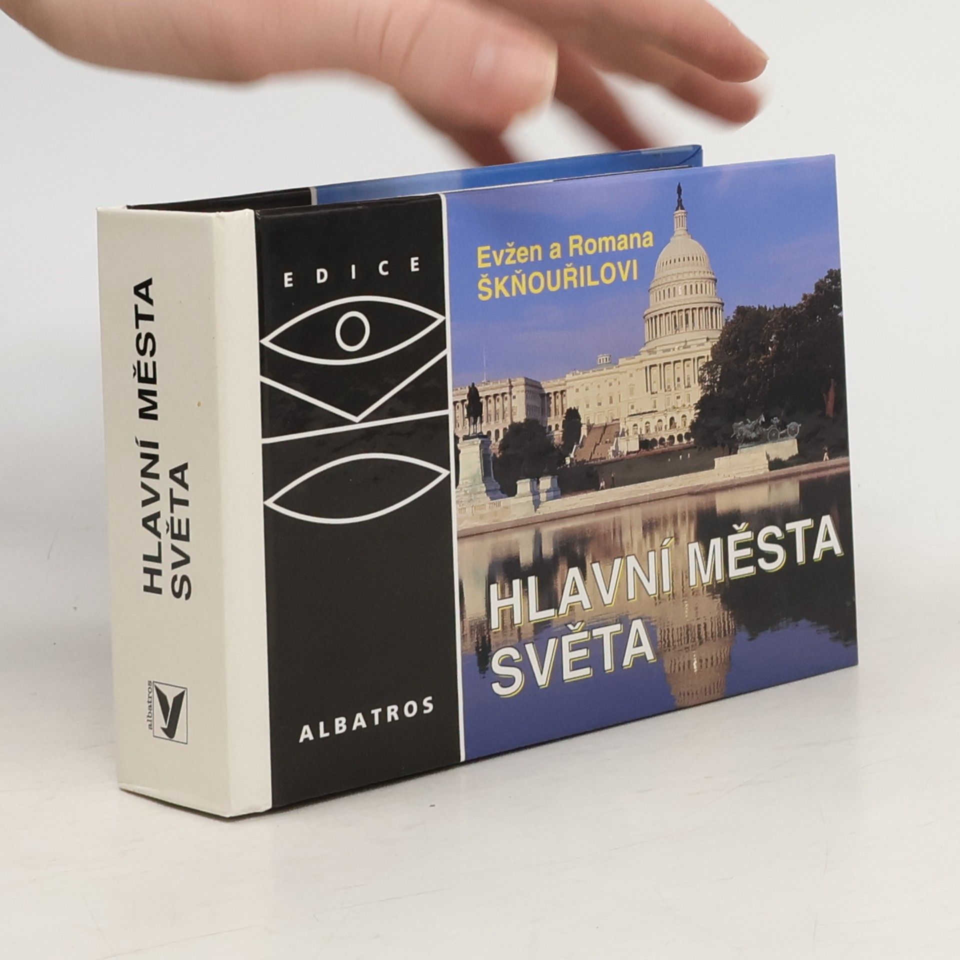 Evžen Škňouřil Hlavní města světa : (mimo Evropu)
