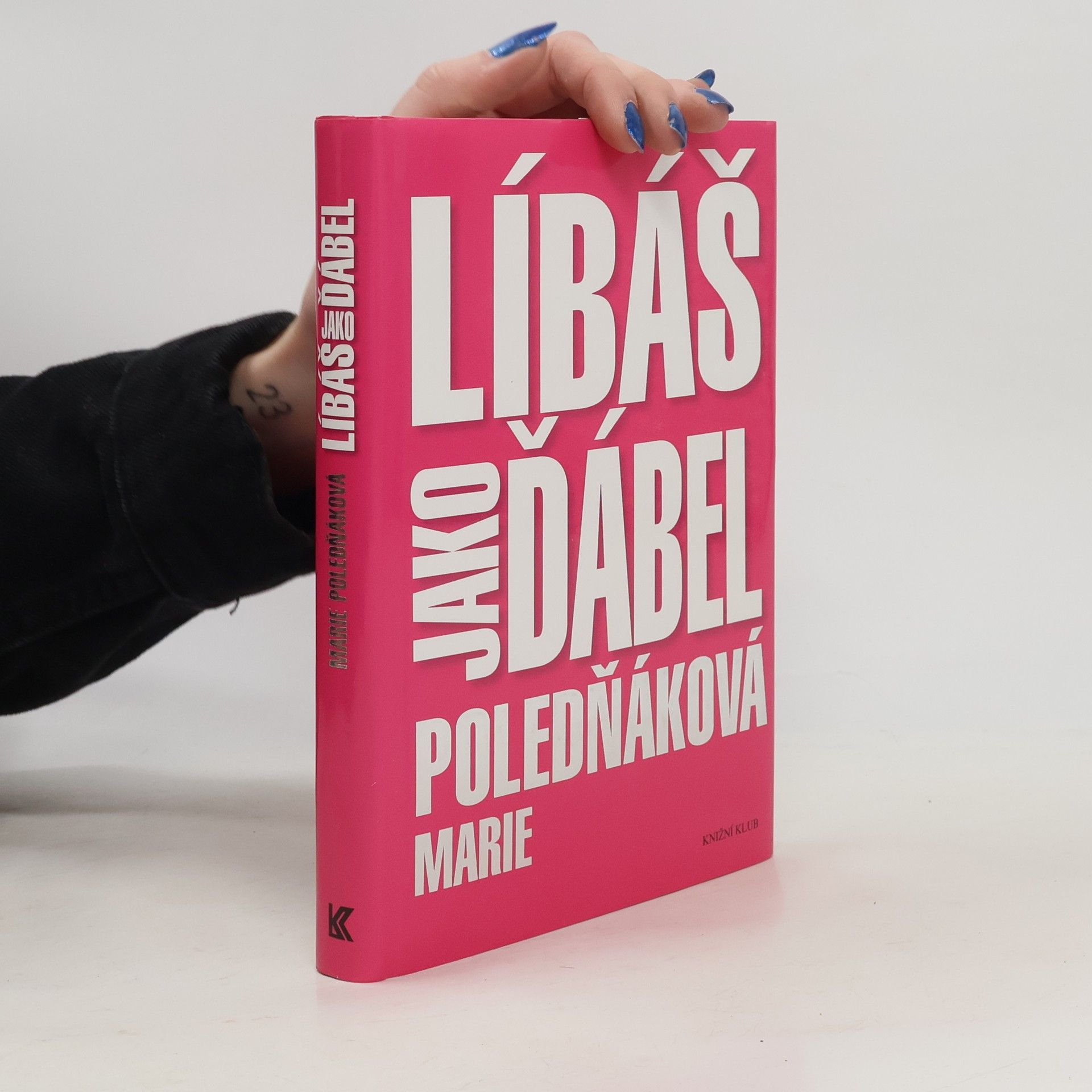 Marie Poledňáková Líbáš jako ďábel