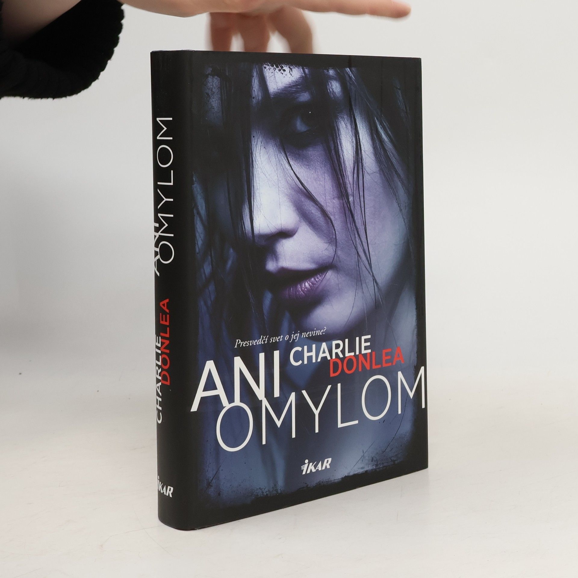 Charlie Donlea Ani omylom