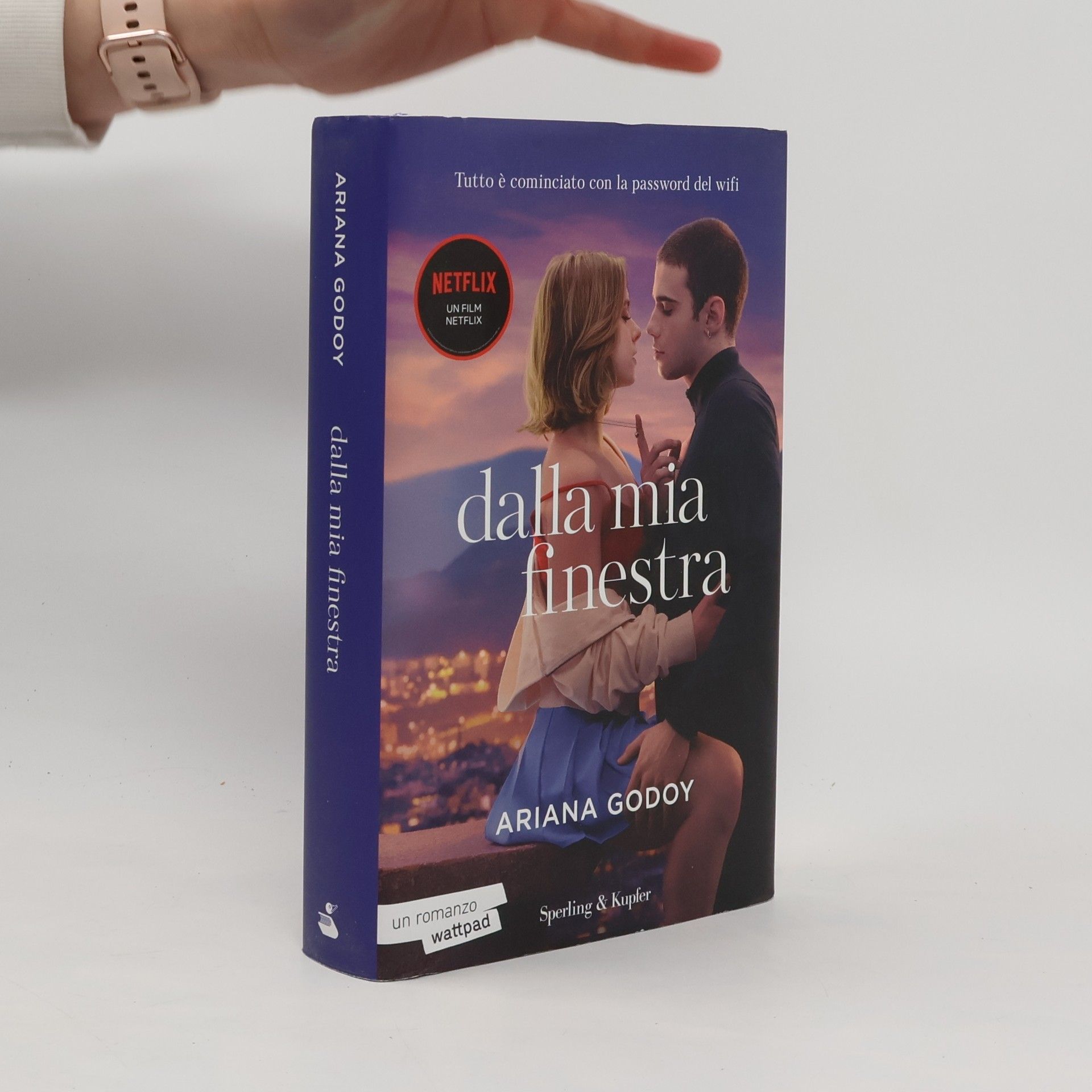 Ariana Godoy Dalla mia finestra