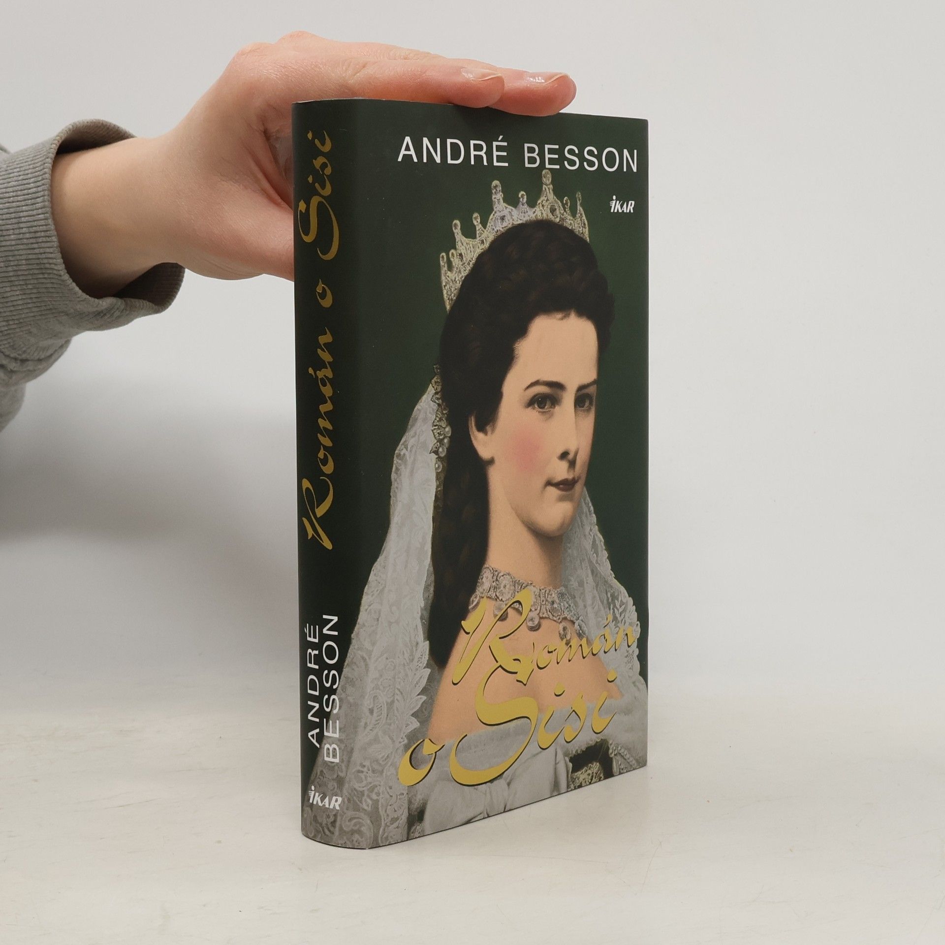 André Besson Román o Sisi