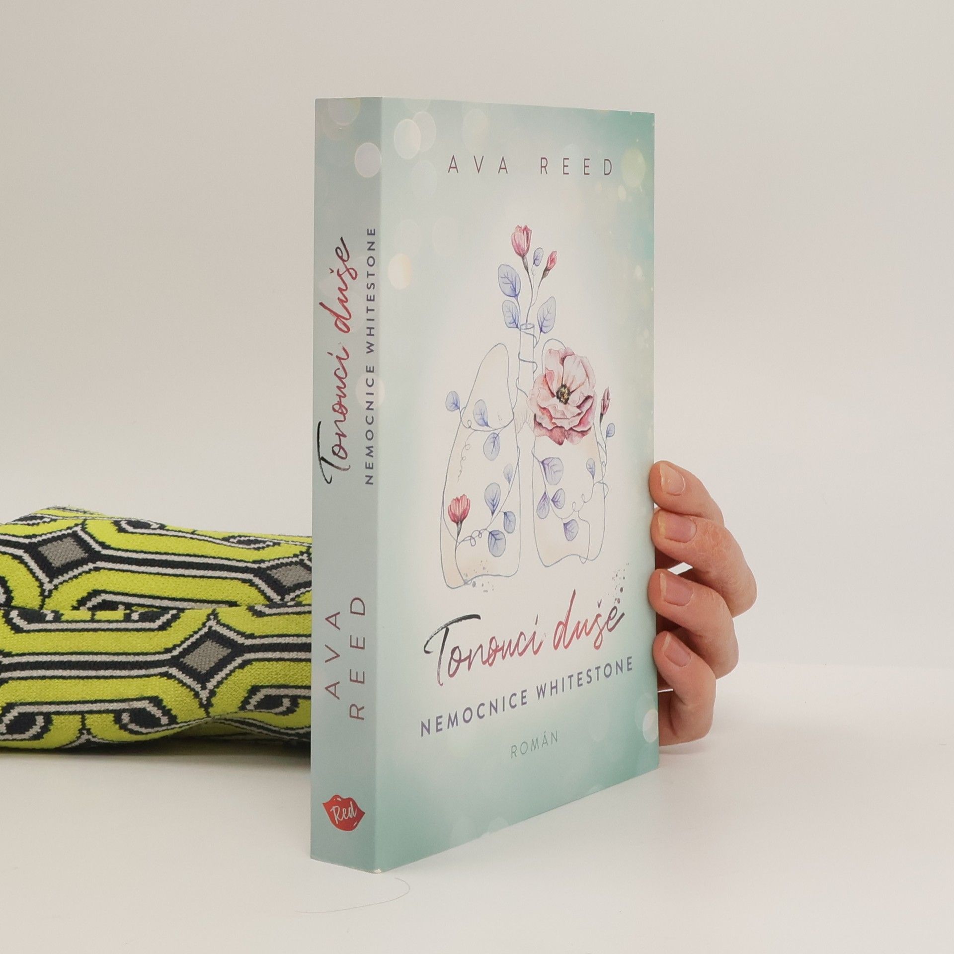 Ava Reed Nemocnice Whitestone. Tonoucí duše