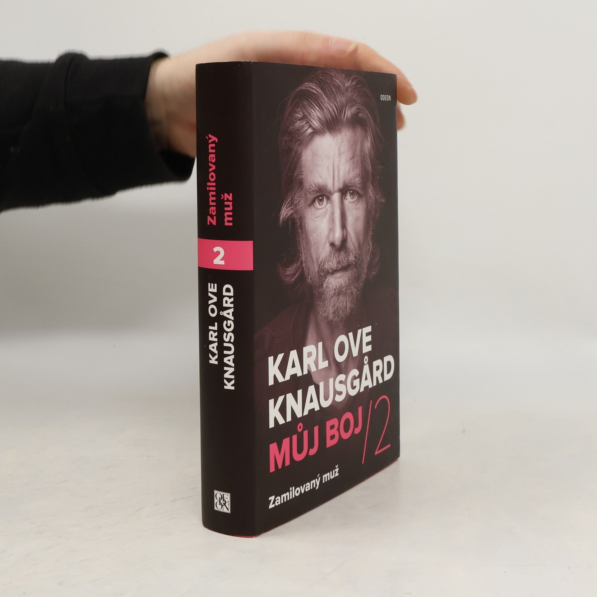 Karl Ove Knausgård Zamilovaný muž. Můj boj 2