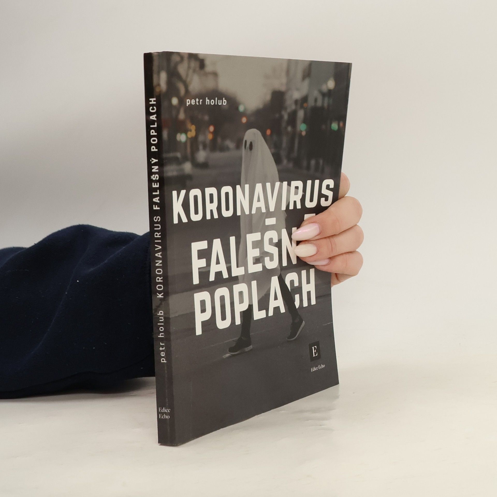 Petr Holub Koronavirus - falešný poplach